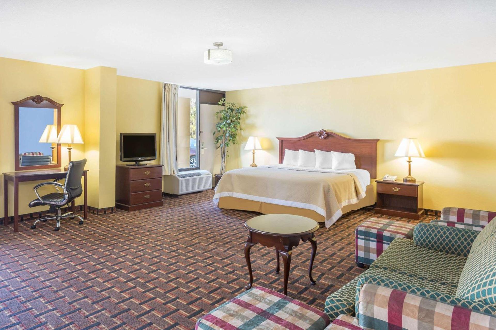 Days Inn by Wyndham Mocksville photo 12
