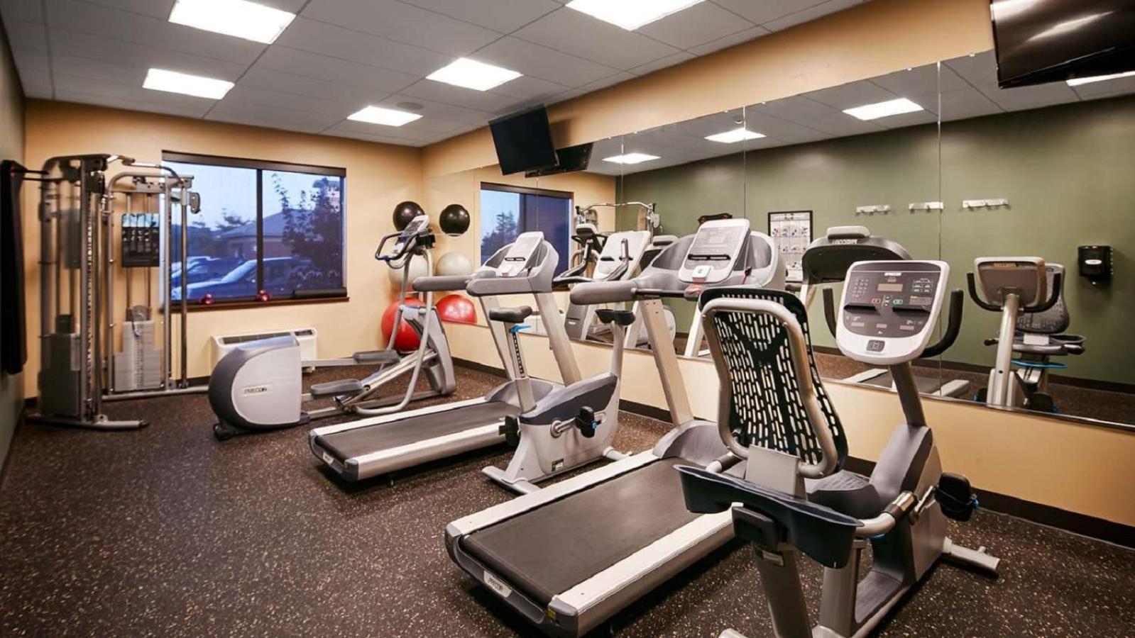 Best Western Premier Boulder Falls Inn photo 79