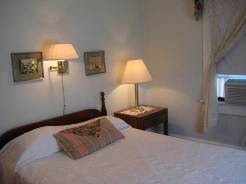 Cutty Sark Efficiencies and Historic Cottage's photo 54