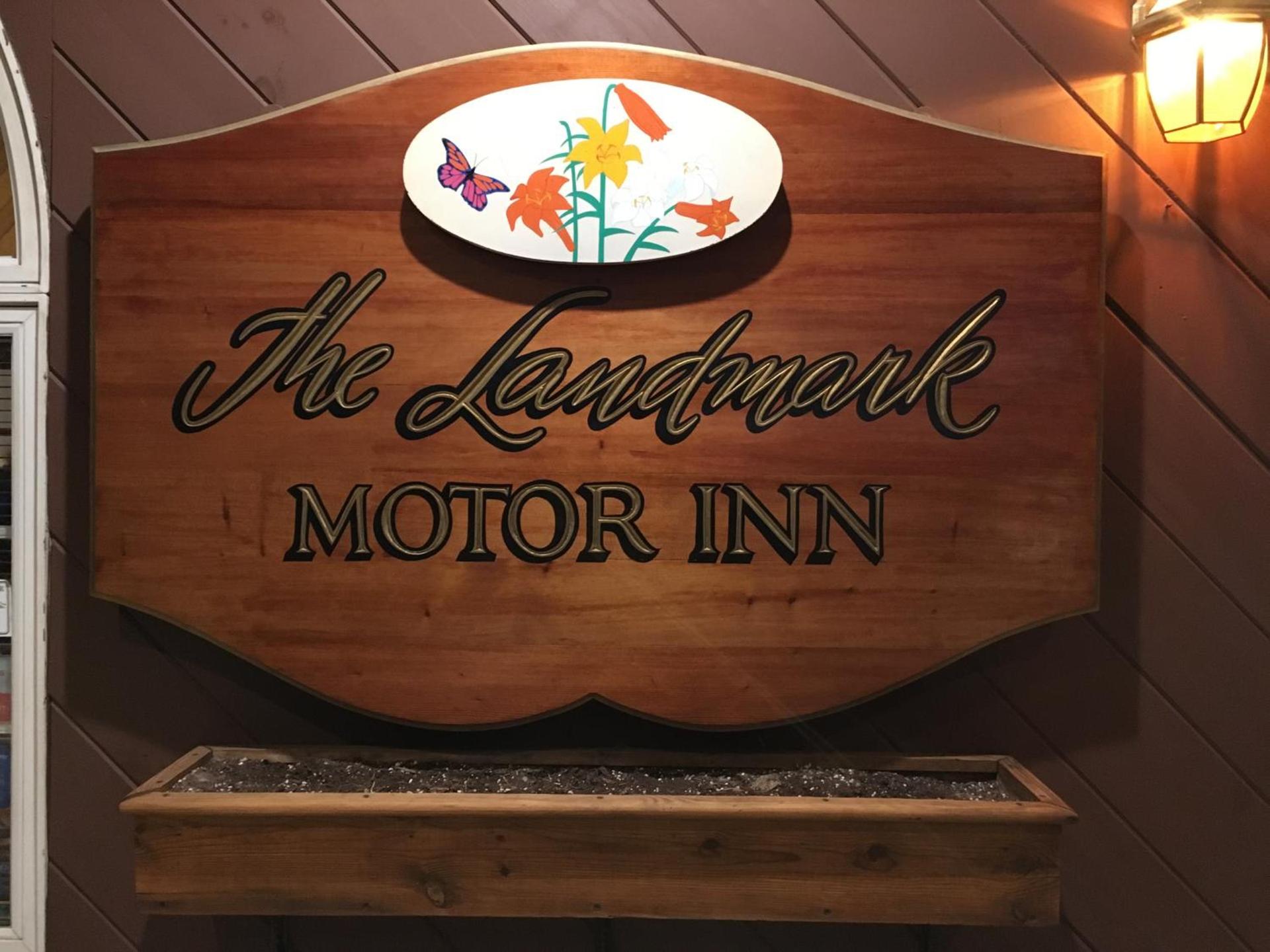 Landmark Motor Inn photo 67