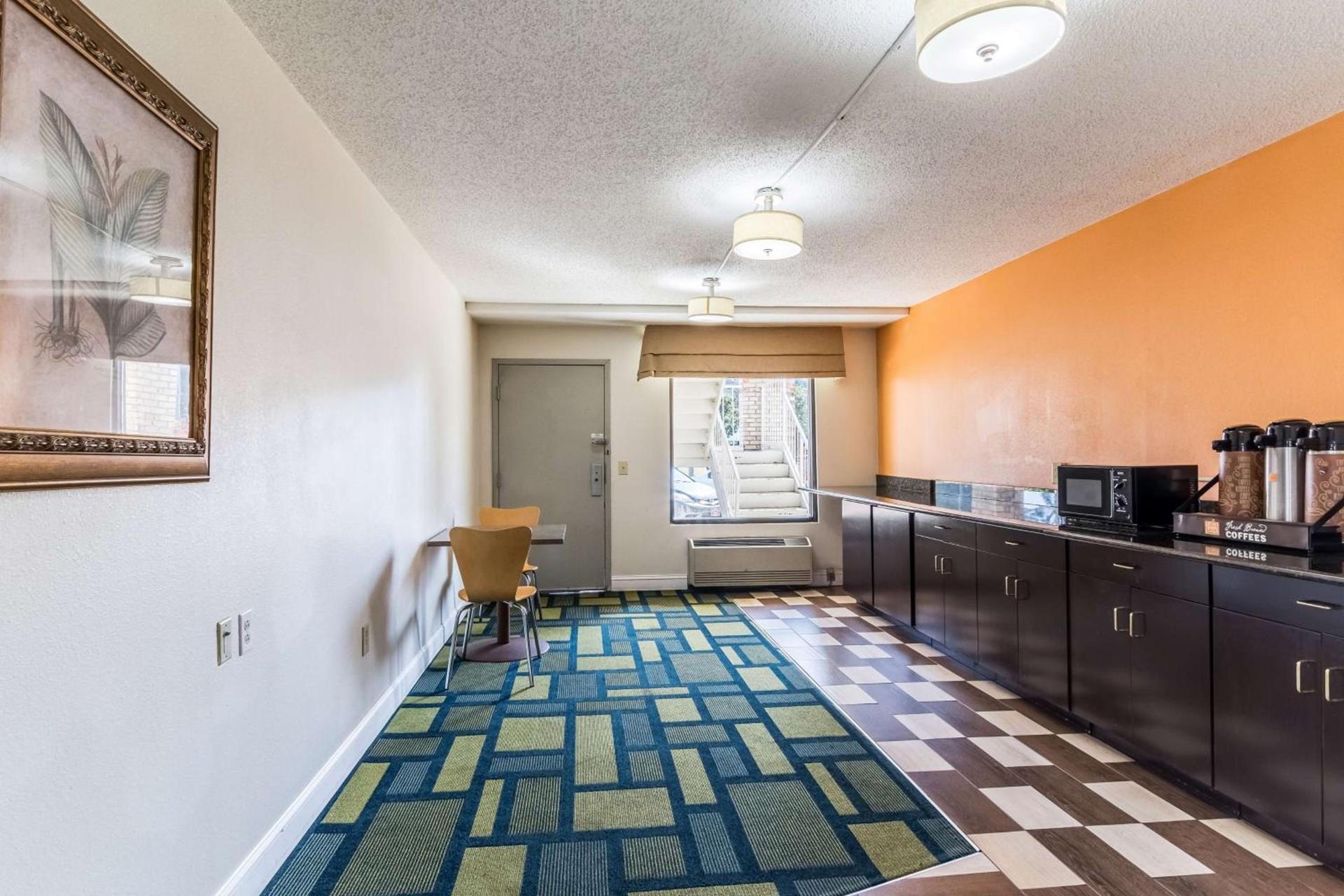 Motel 6-Kenly, NC photo 26