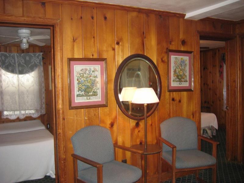 Cutty Sark Efficiencies and Historic Cottage's photo 66