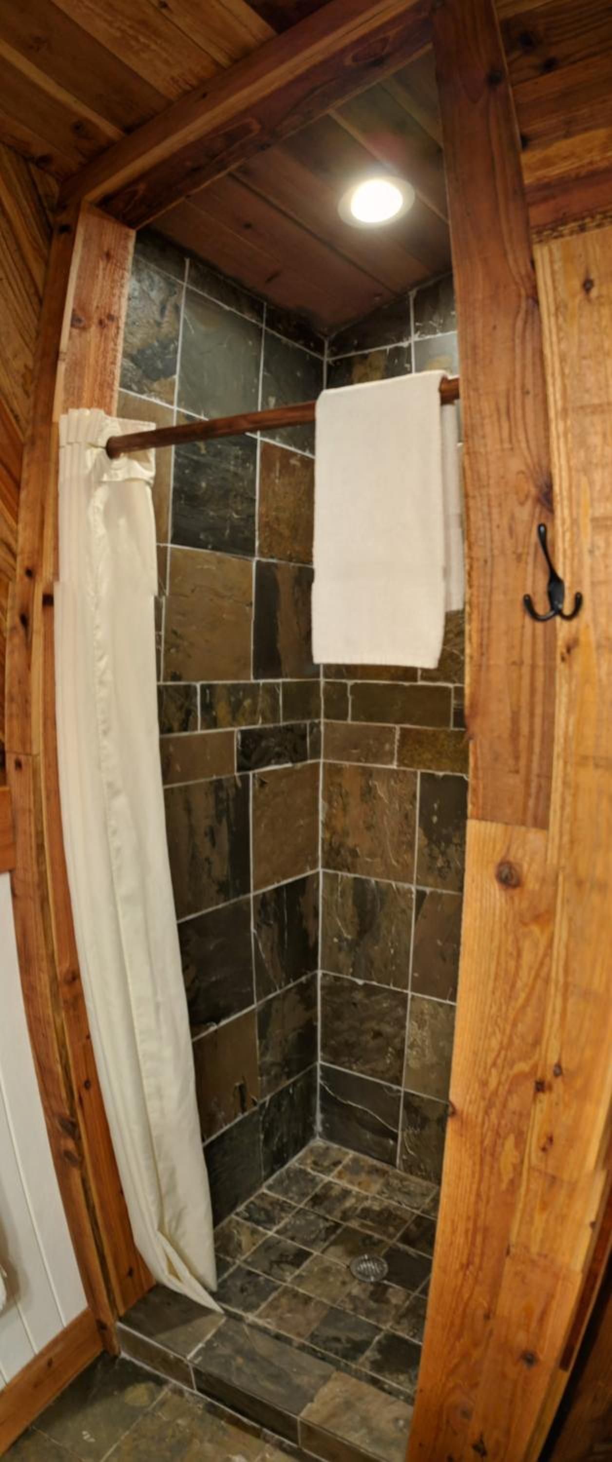 Emerald Forest Cabins photo 22
