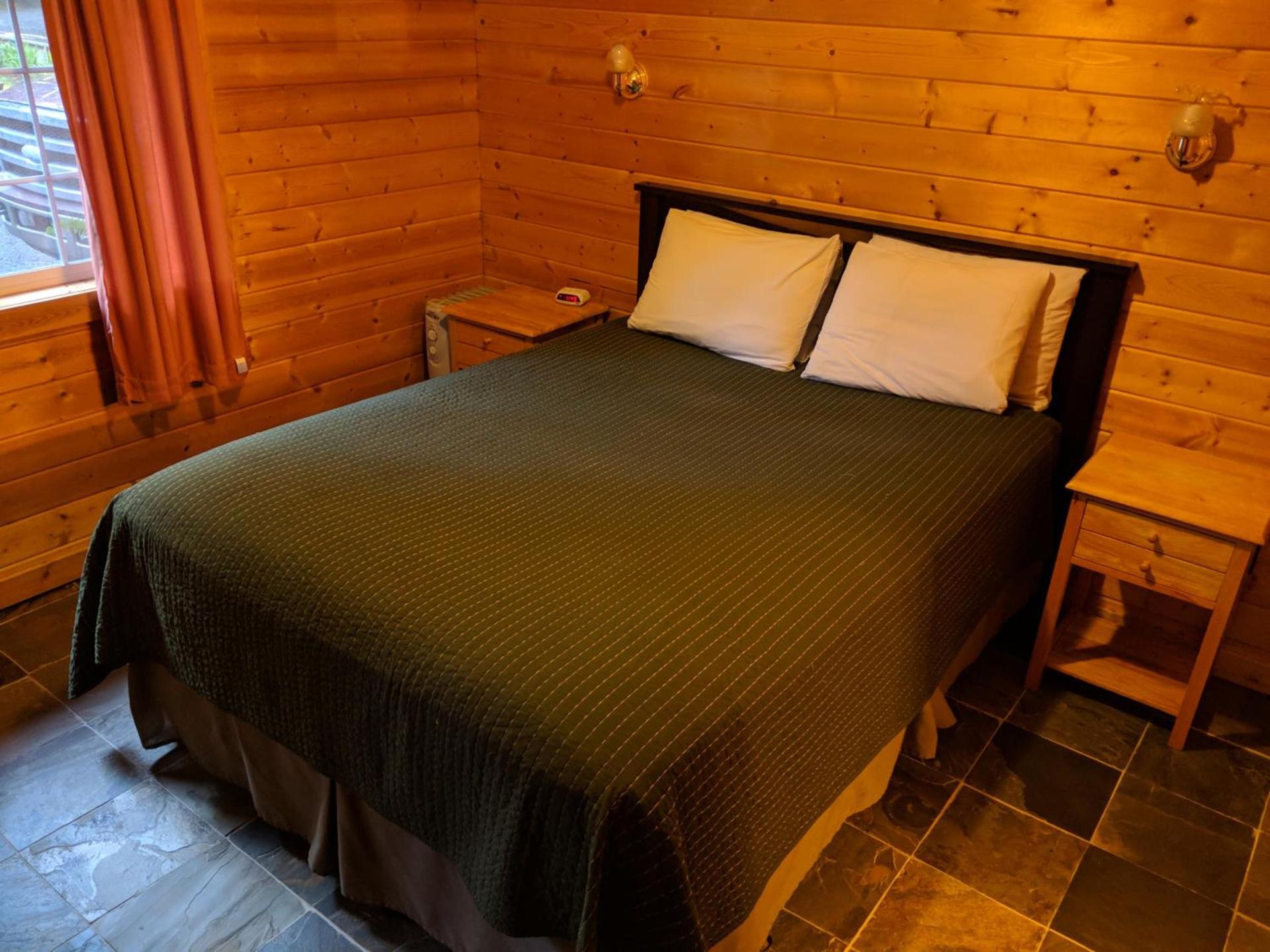 Emerald Forest Cabins photo 35