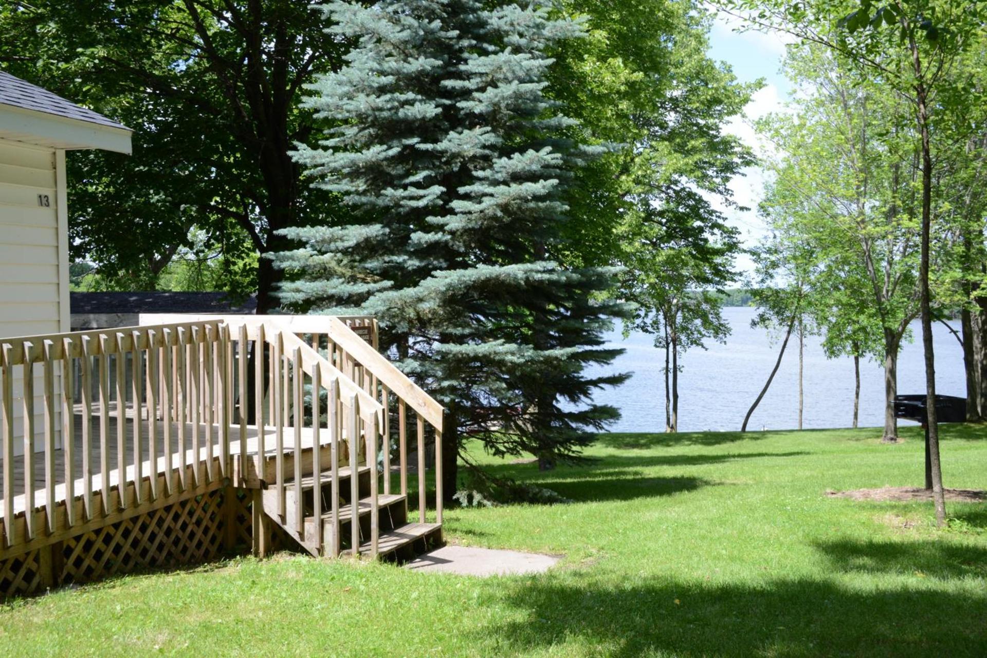 Riverside Resort photo 49