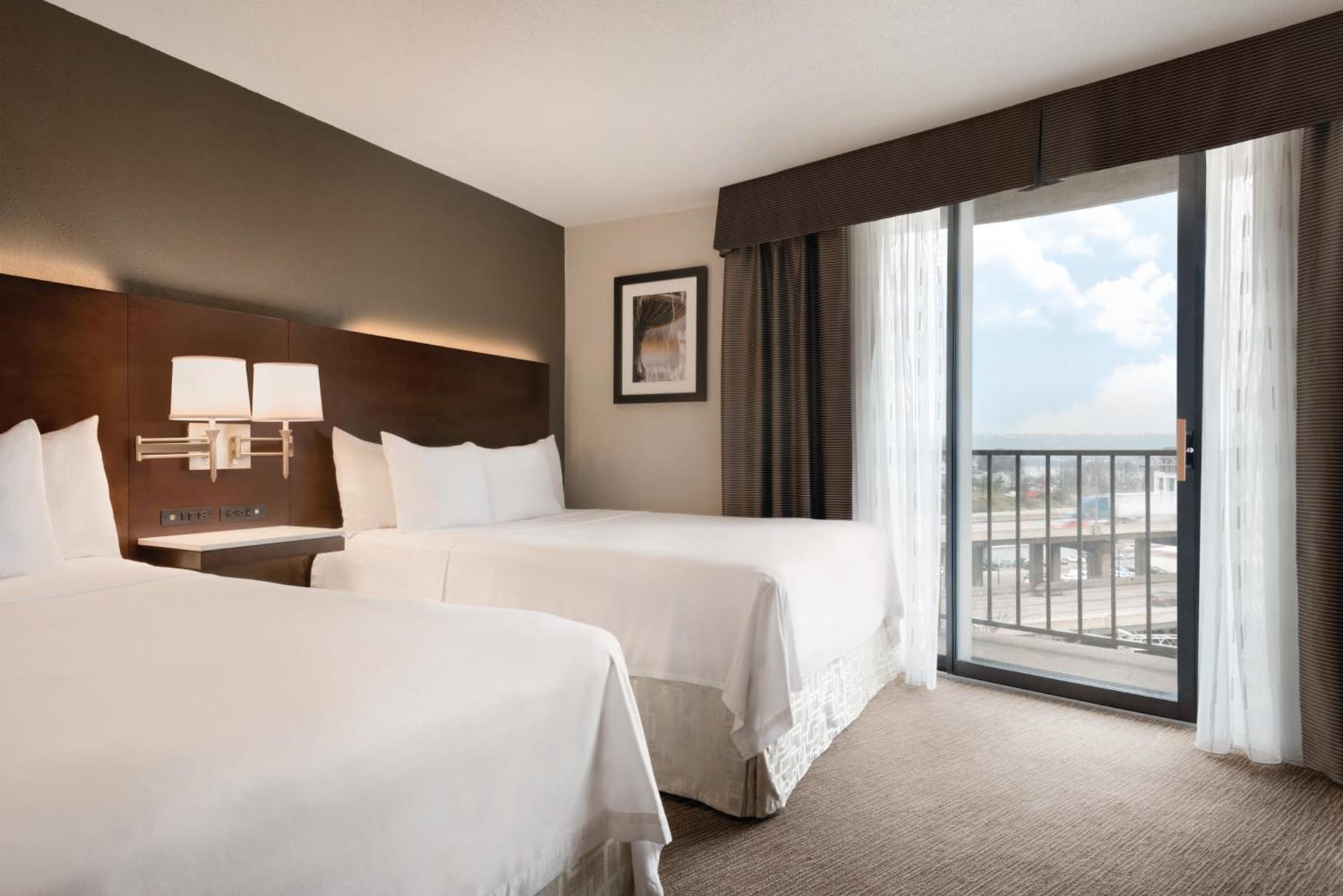 Radisson Hotel Cincinnati Riverfront photo 37