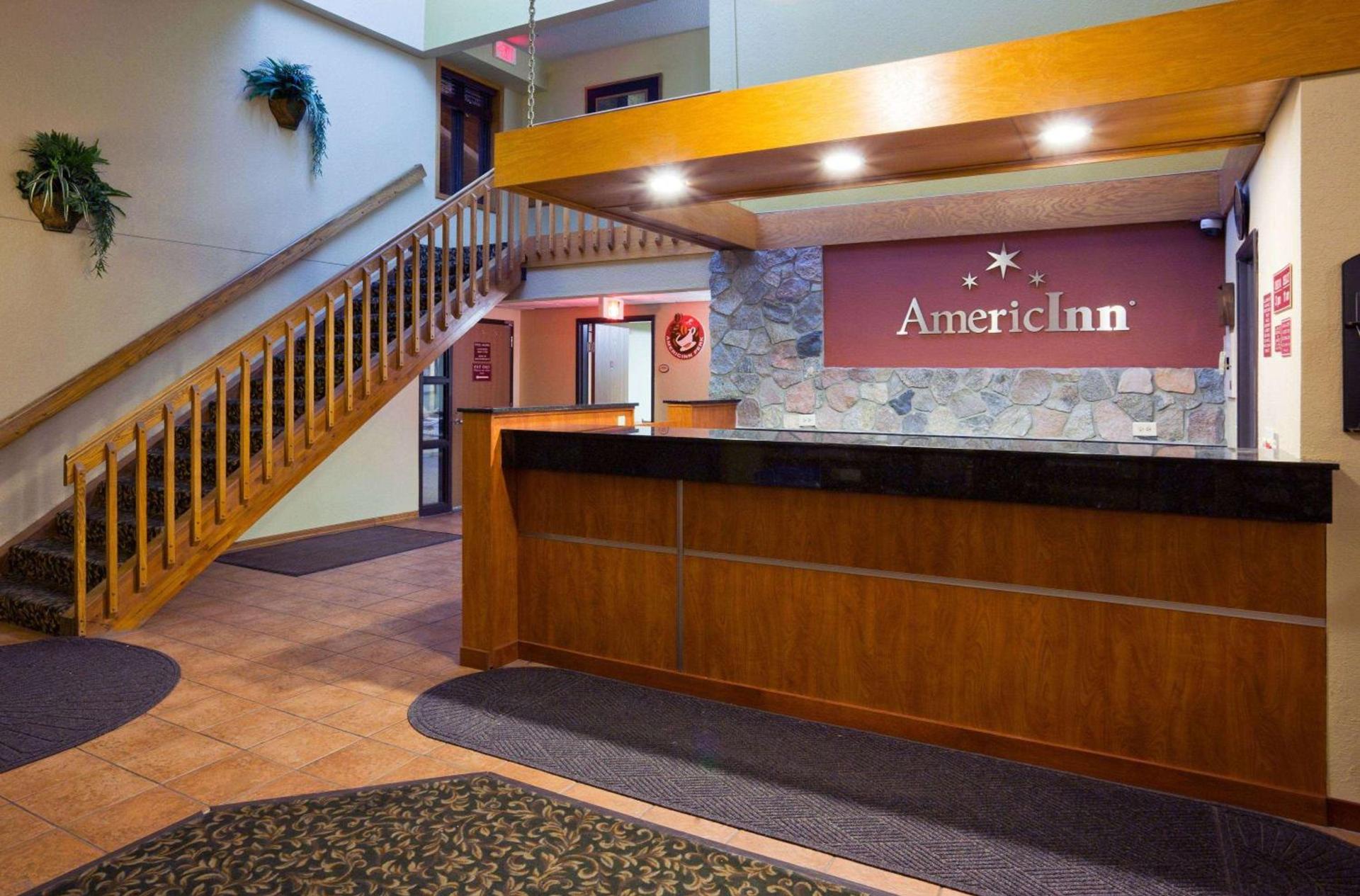 AmericInn by Wyndham Fargo West Acres photo 4