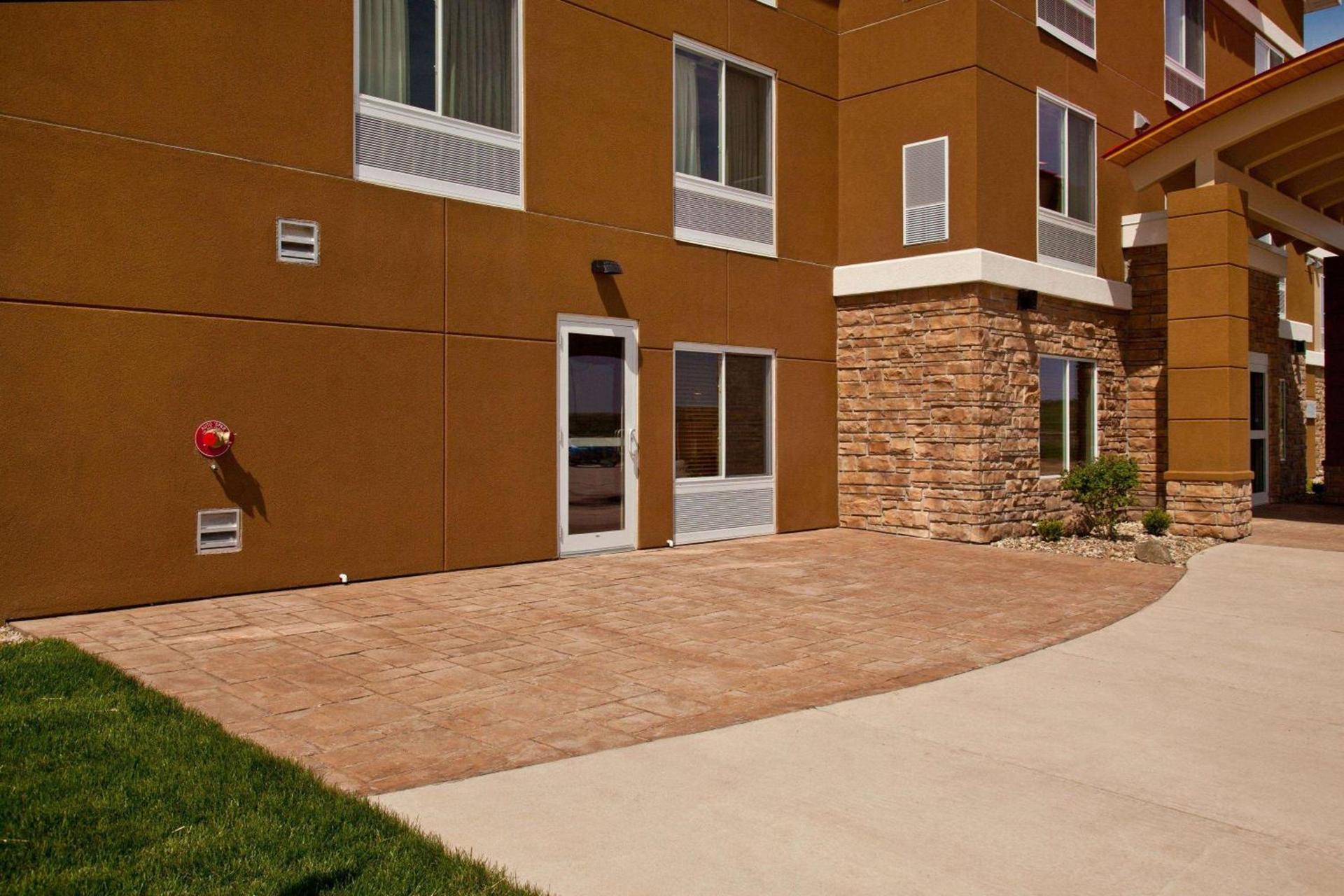 AmericInn by Wyndham Fairfield photo 54