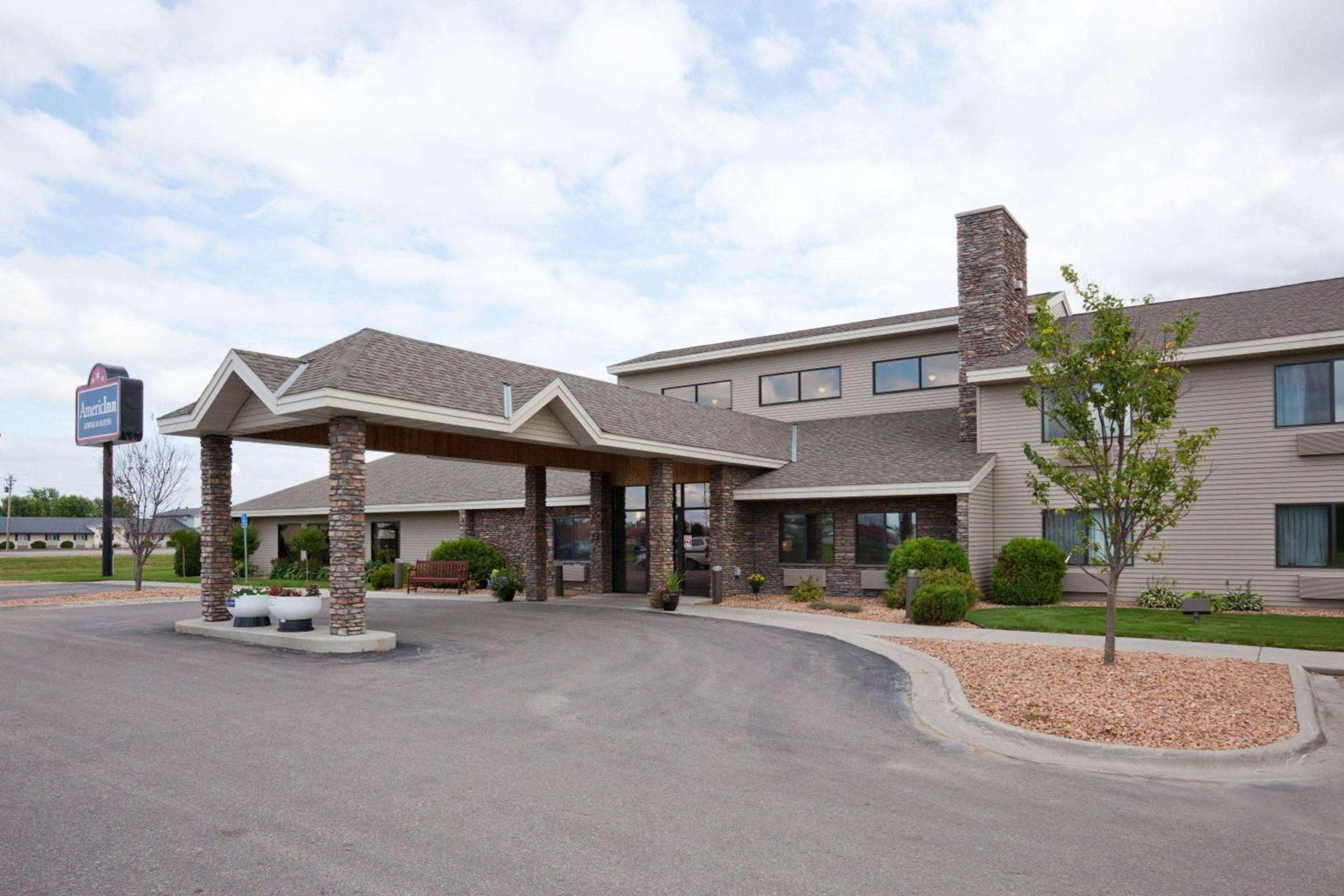 AmericInn by Wyndham Thief River Falls — hotel in Thief River Falls