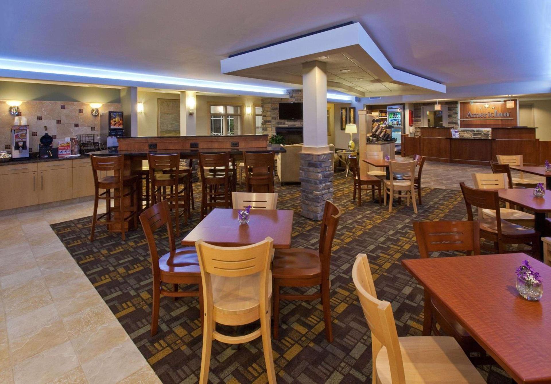 AmericInn by Wyndham Fairfield photo 32
