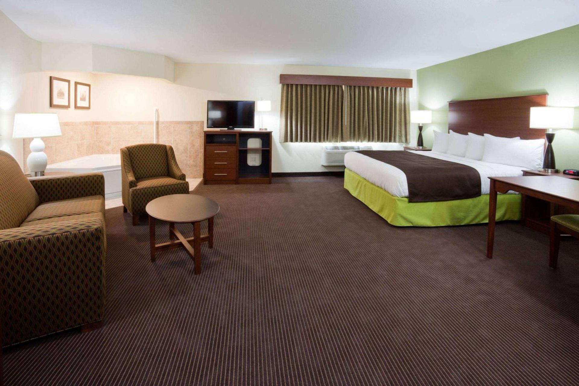 AmericInn by Wyndham Hawley photo 18