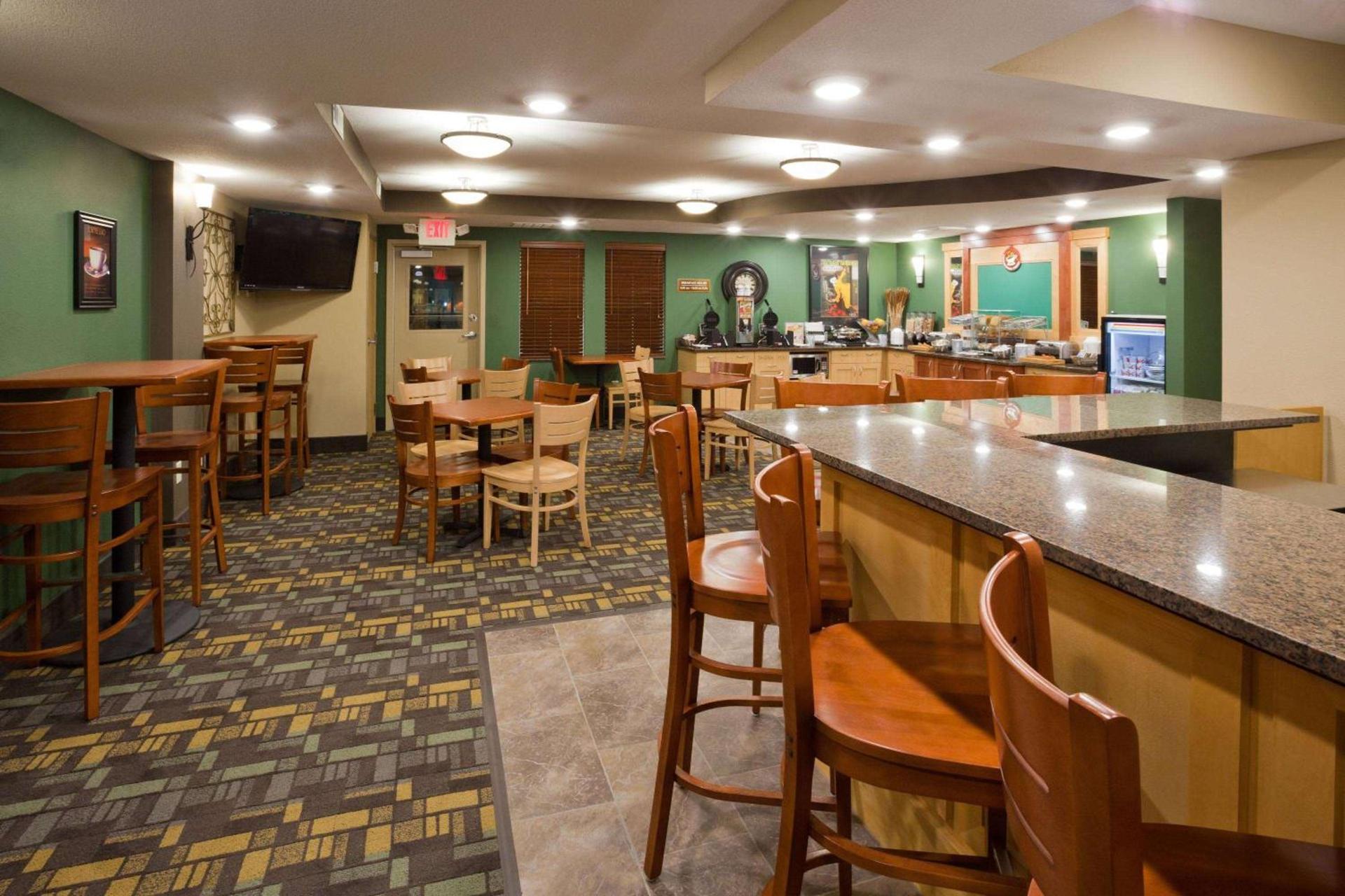 AmericInn by Wyndham Hawley photo 55