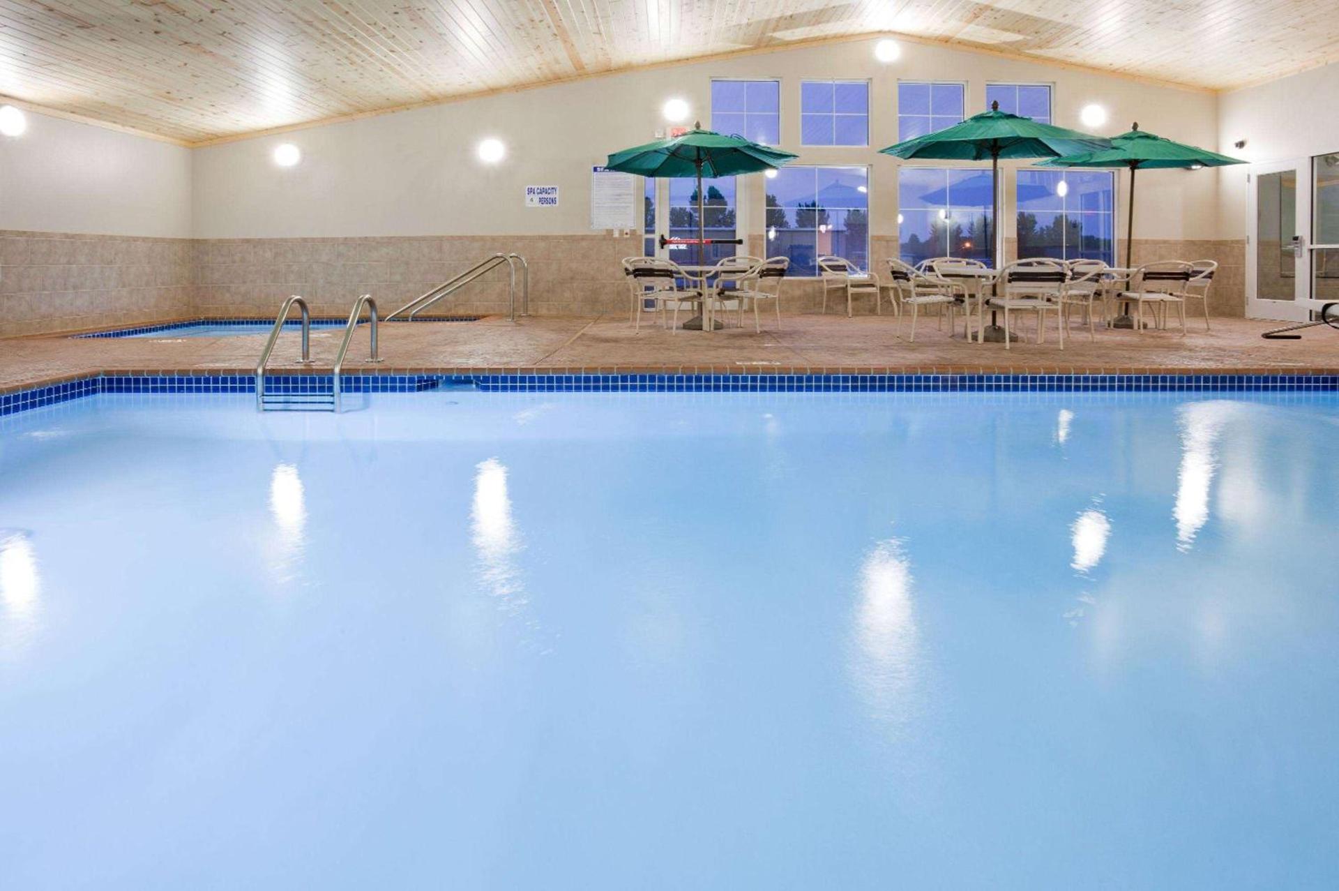 AmericInn by Wyndham Hawley photo 8