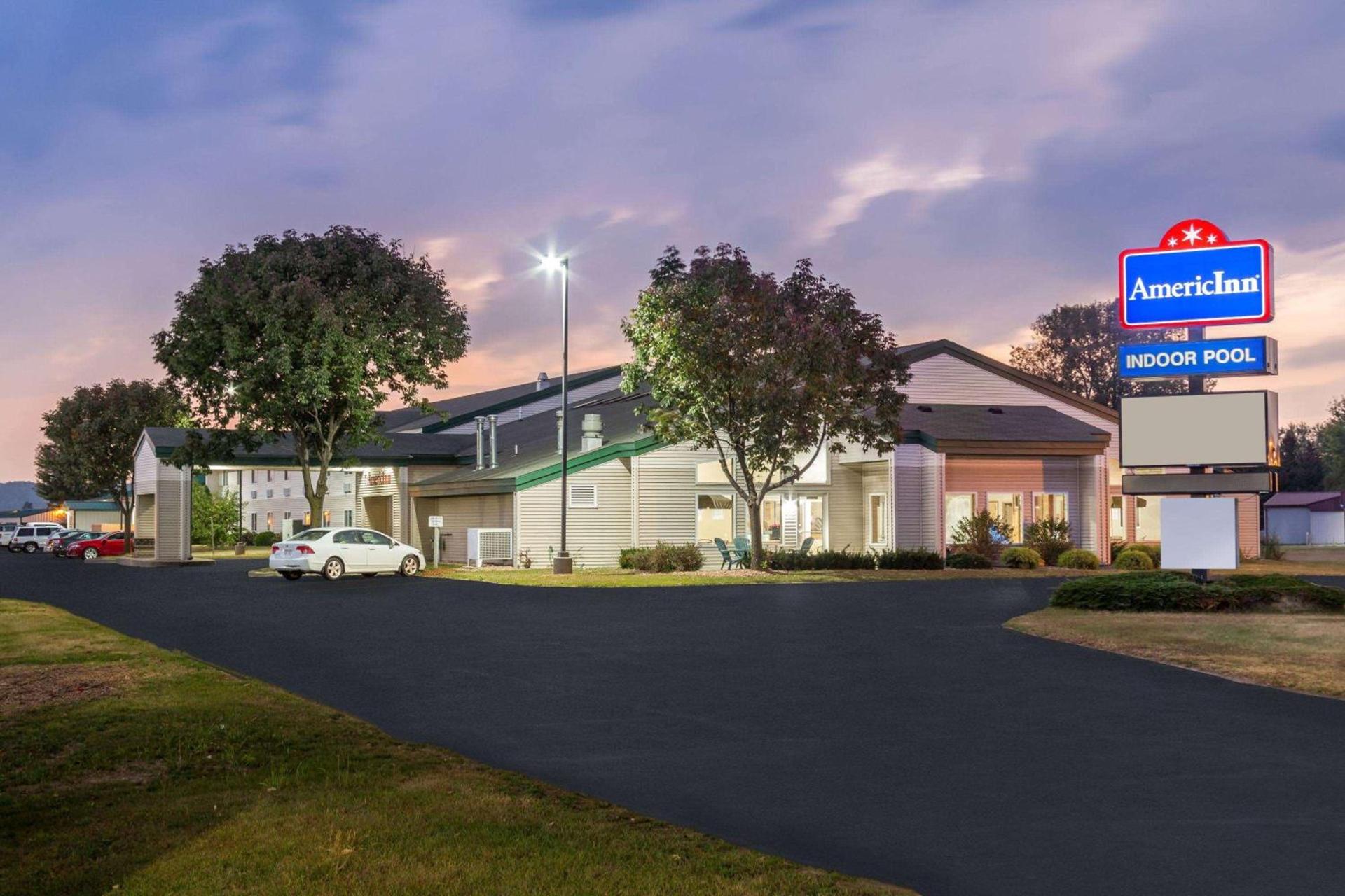 AmericInn by Wyndham Boscobel photo 48