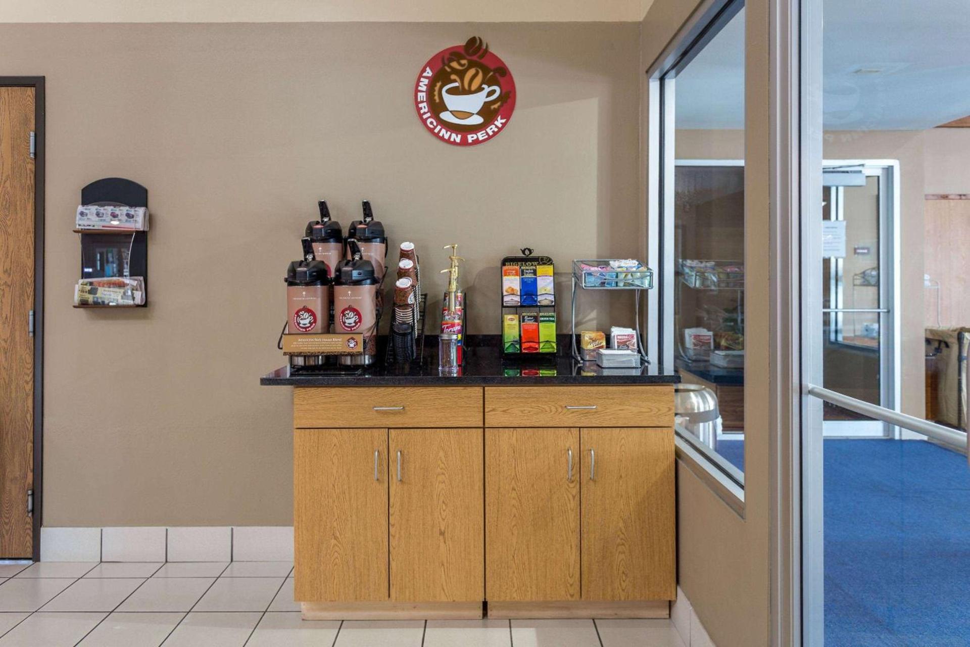 AmericInn by Wyndham Boscobel photo 47