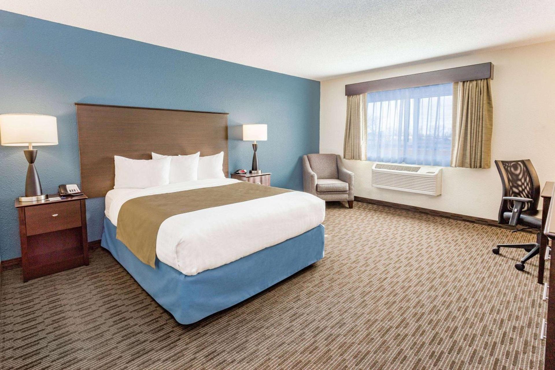 AmericInn by Wyndham Sleepy Eye photo 25