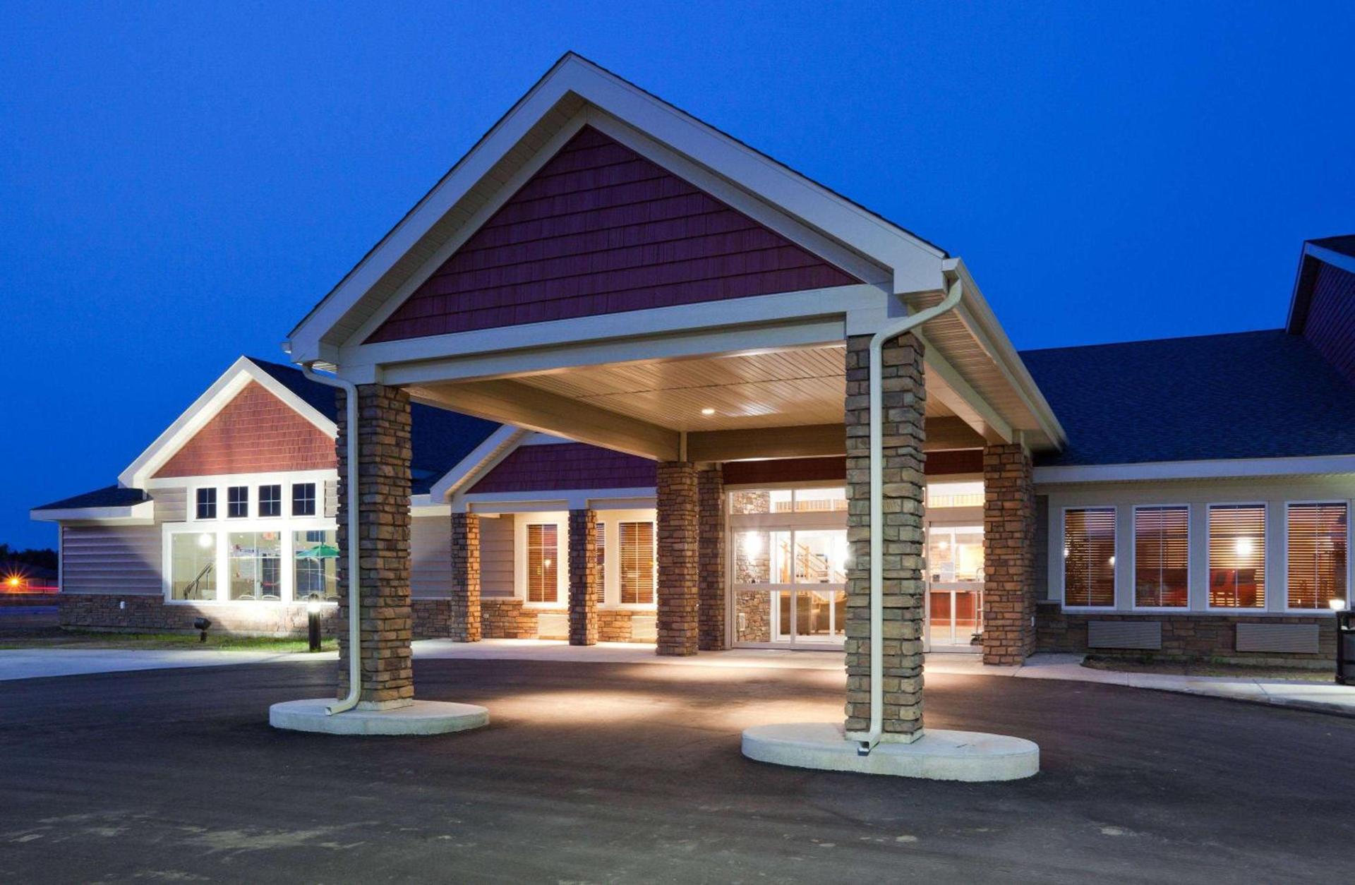 AmericInn by Wyndham Hawley photo 1