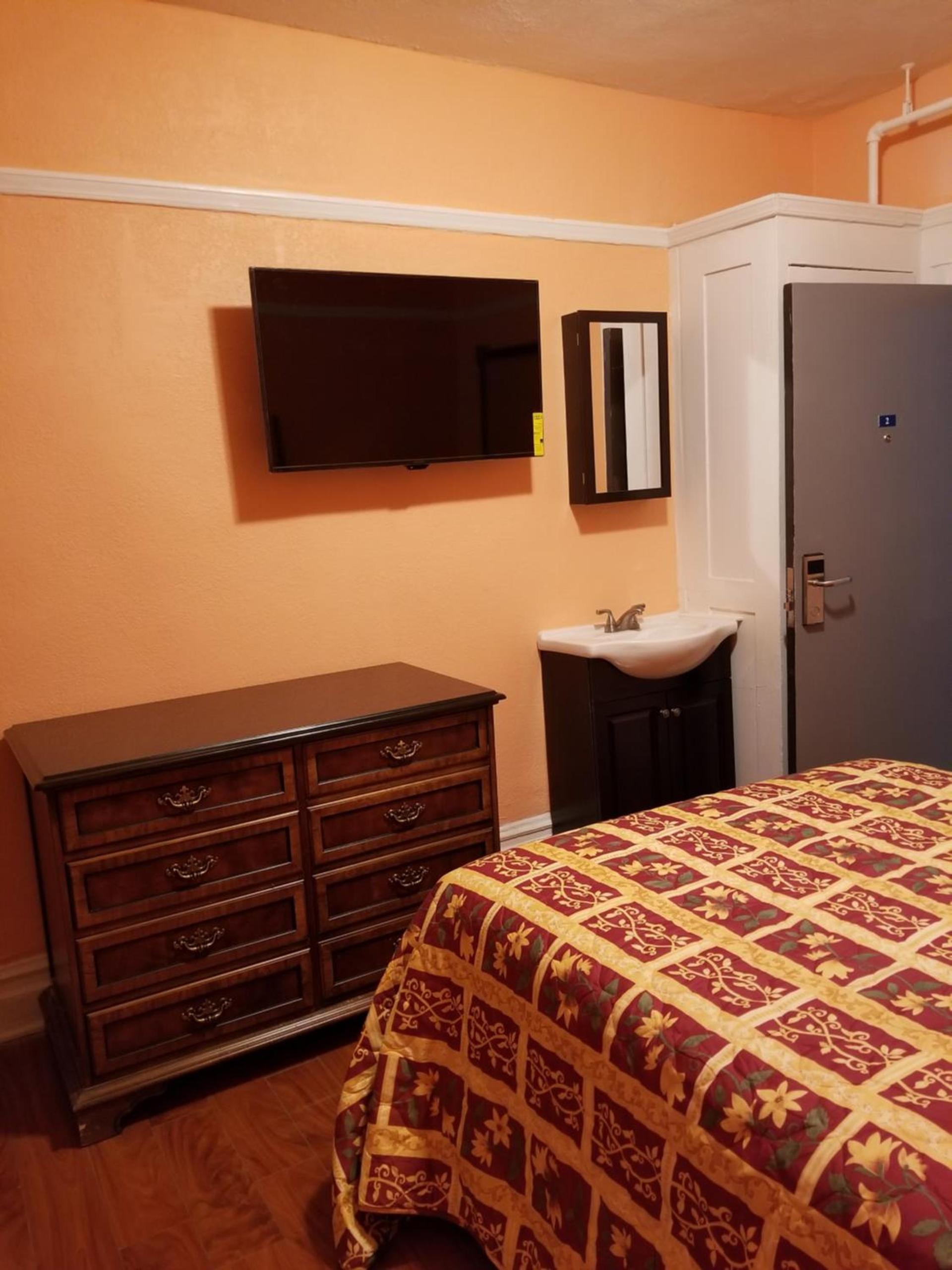 Page Hotel photo 9
