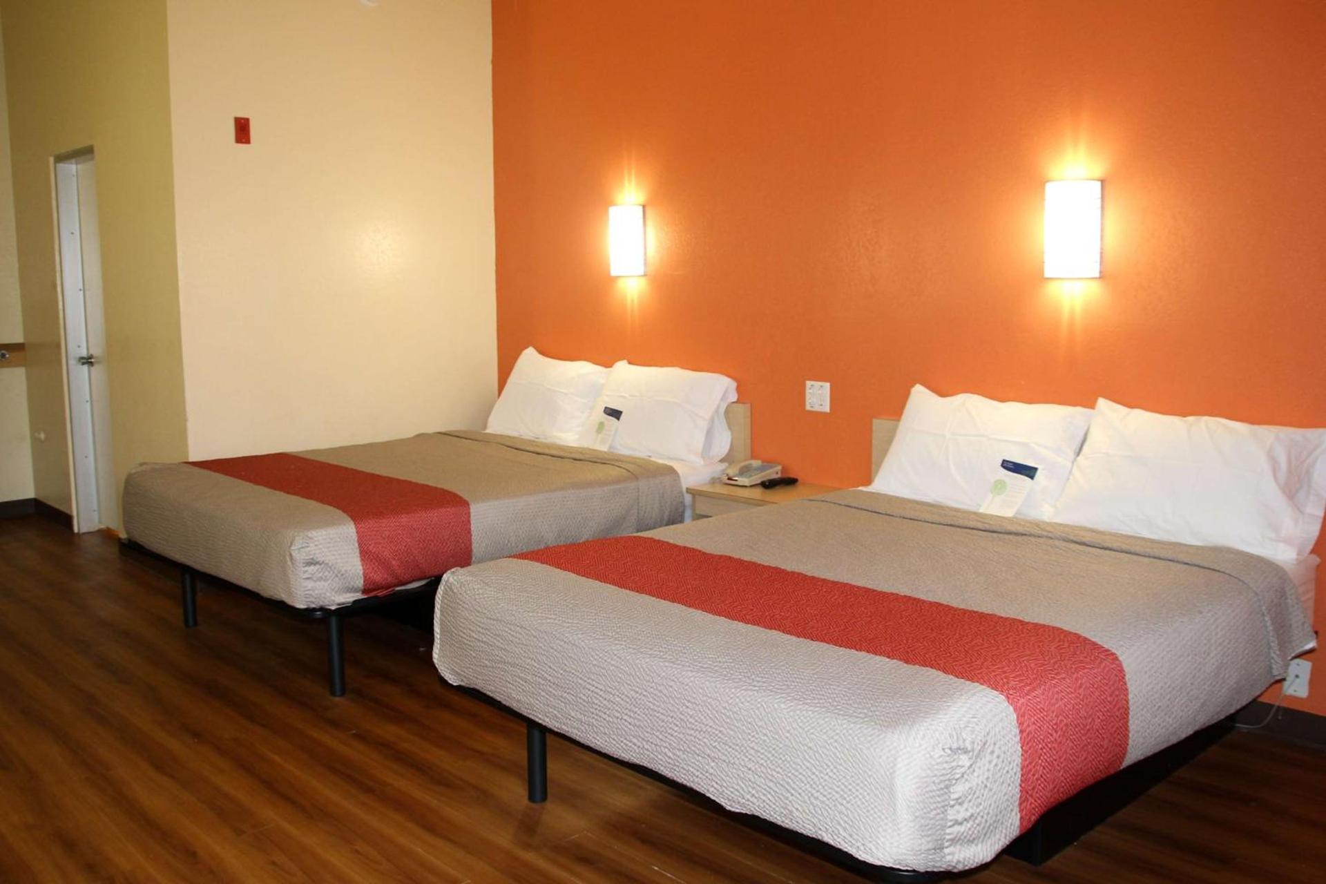 Motel 6-Warwick, RI - Providence Airport - I-95 photo 30