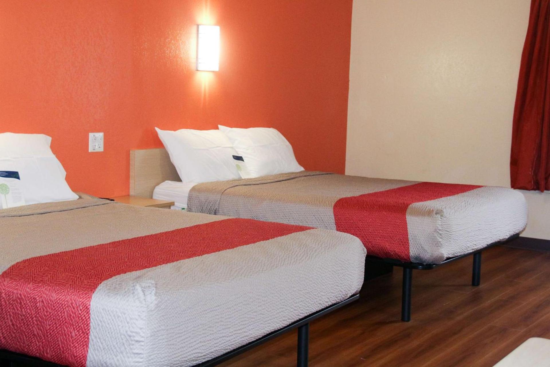 Motel 6-Warwick, RI - Providence Airport - I-95 photo 33