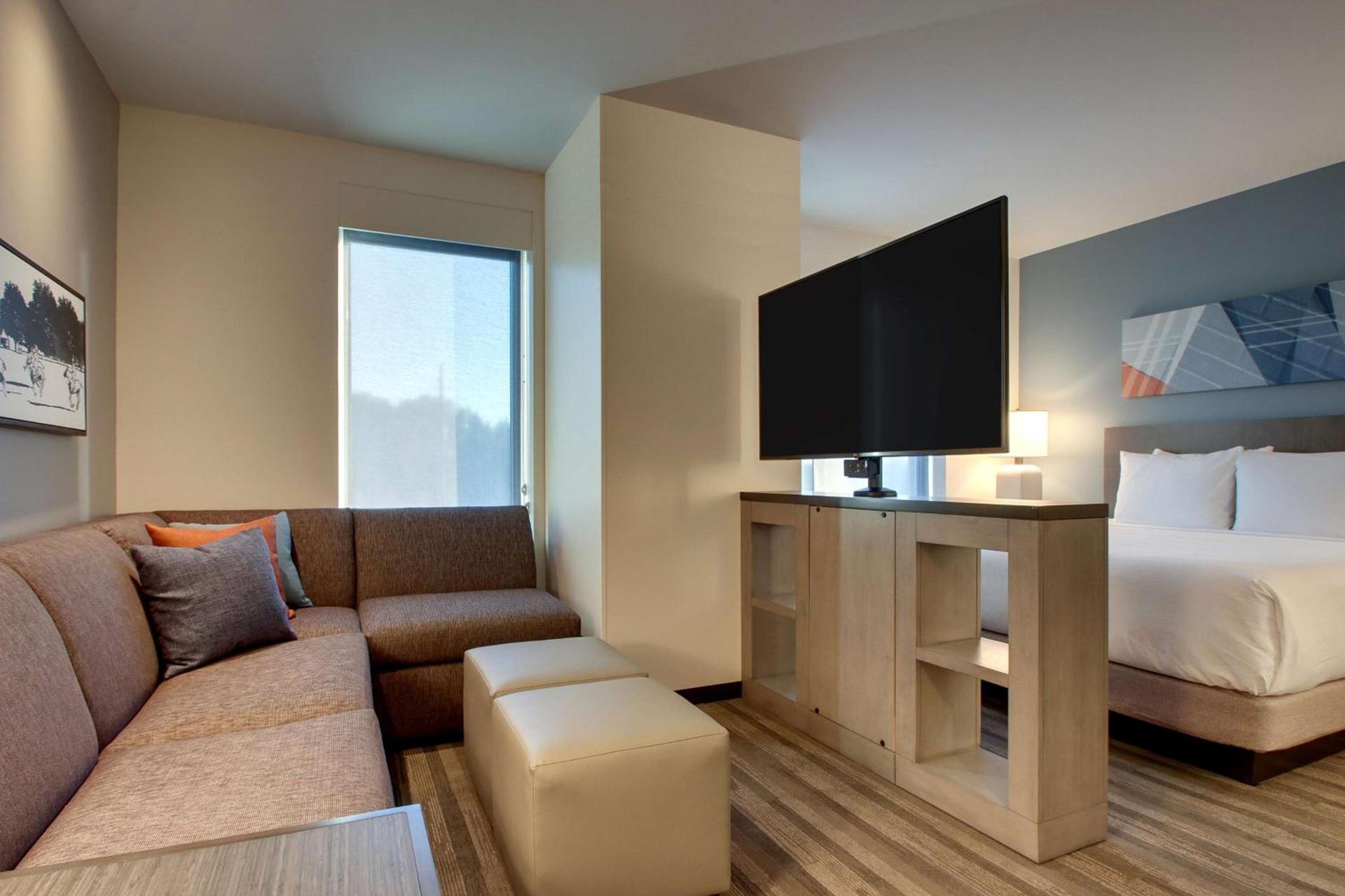 Hyatt House Oak Brook photo 6