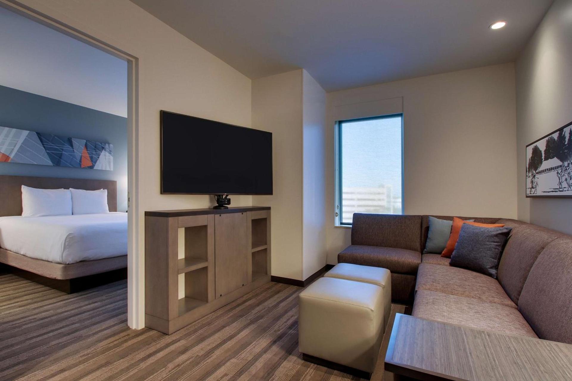Hyatt House Oak Brook photo 5