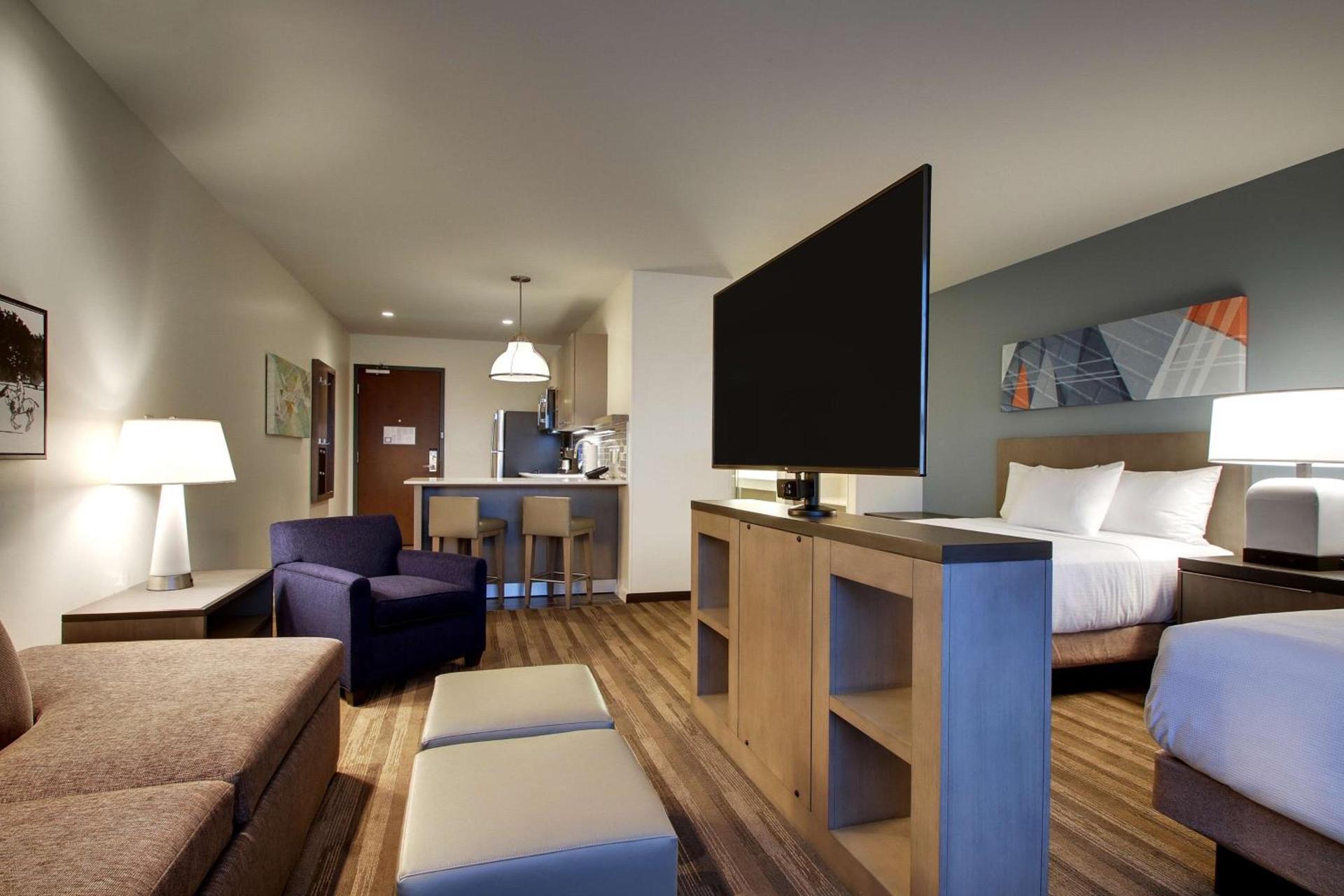 Hyatt House Oak Brook photo 3