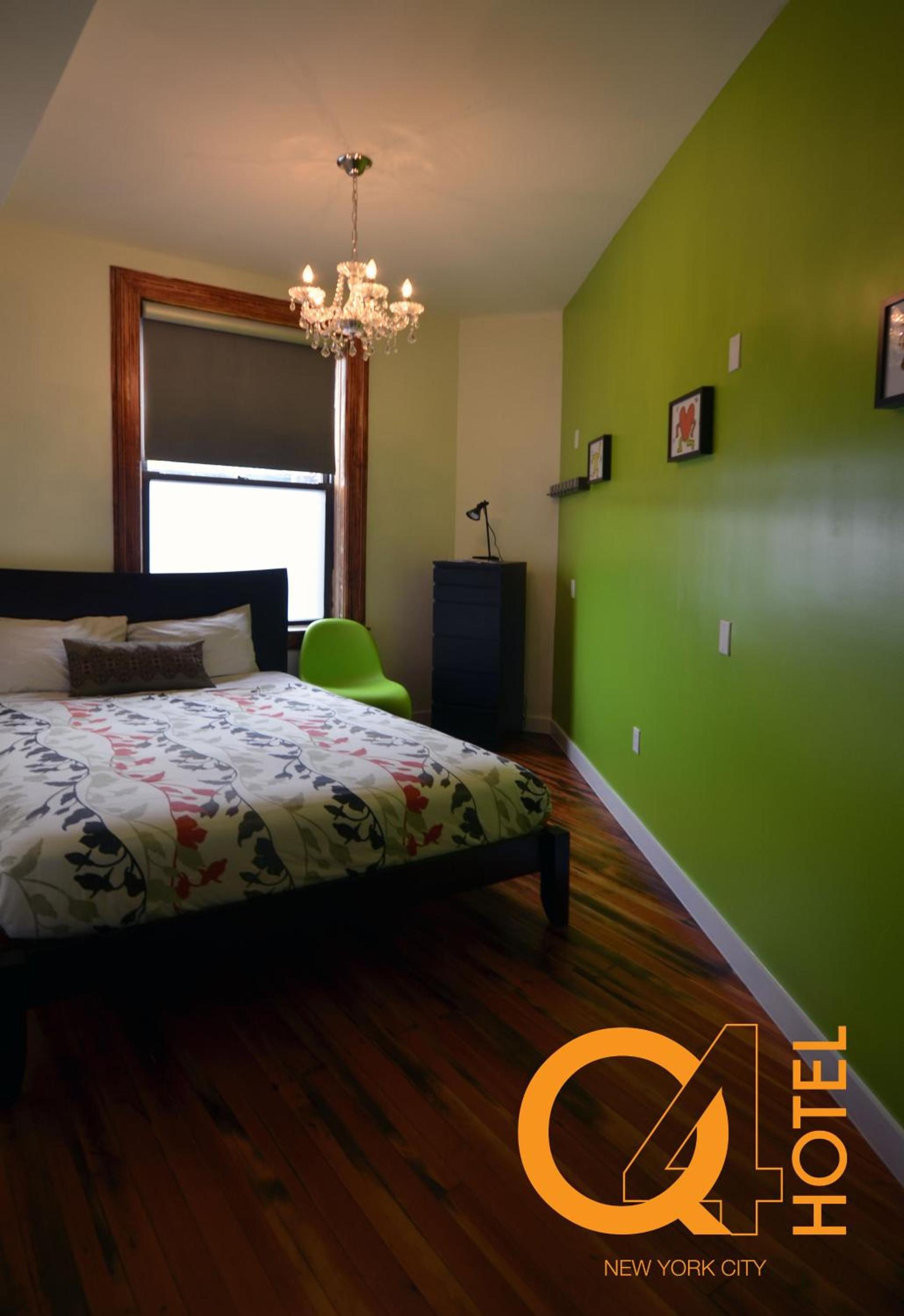 Q4 Hotel and Hostel photo 13