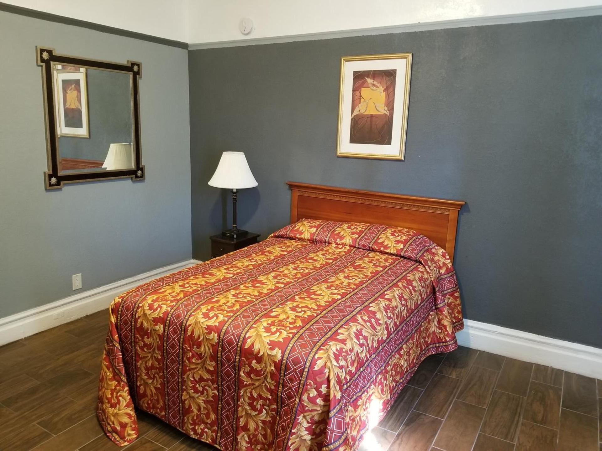 Page Hotel photo 7