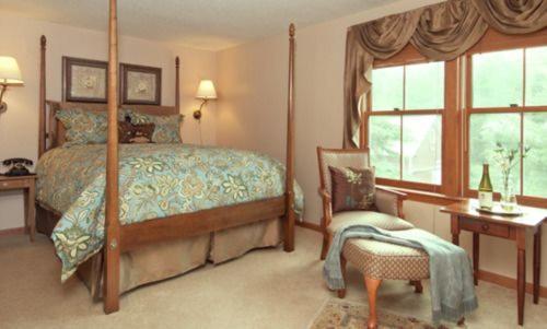 Inn at Ellis River photo 32