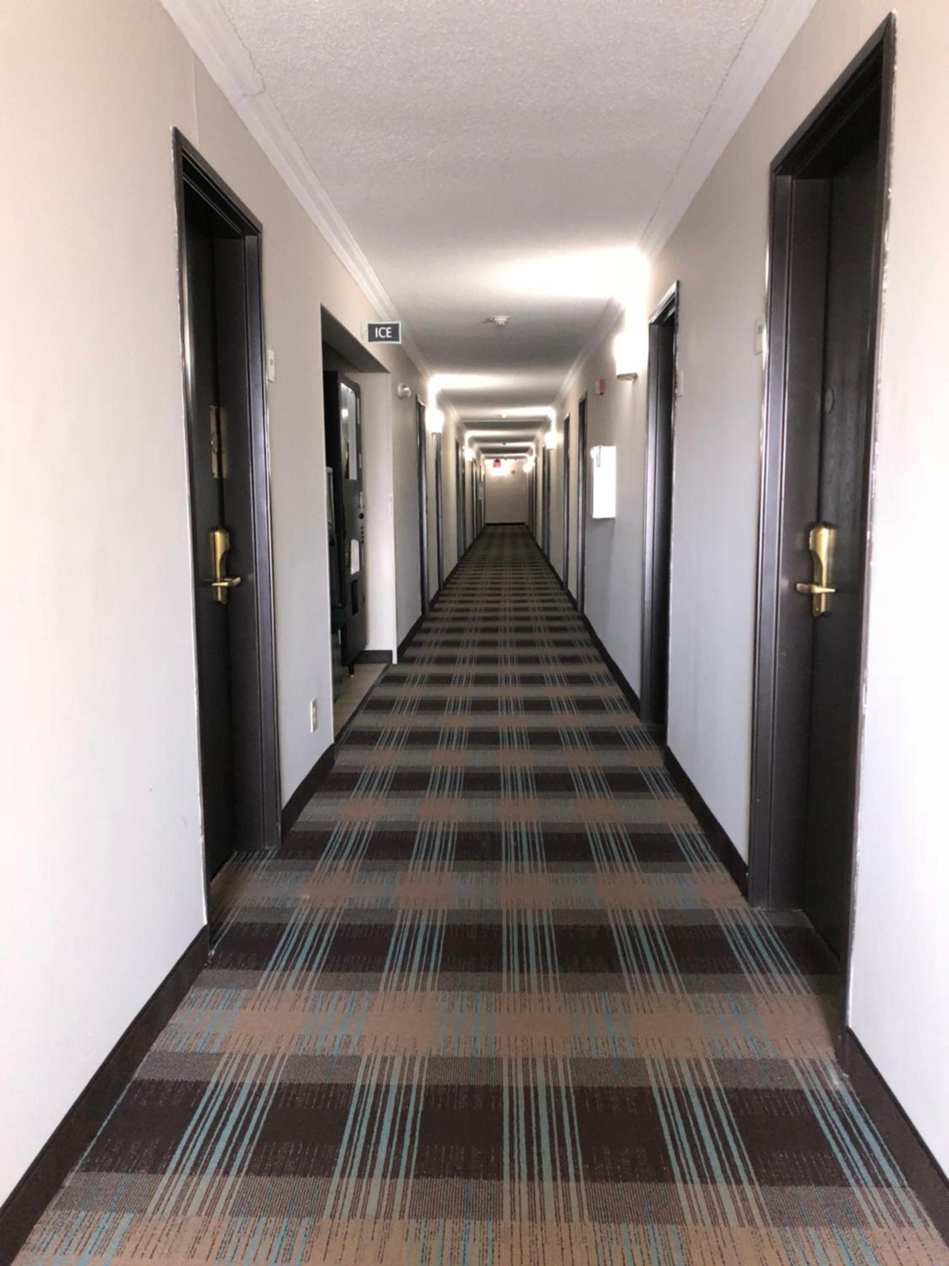 Countryside Inn & Suites Omaha East-Council Bluffs IA photo 4