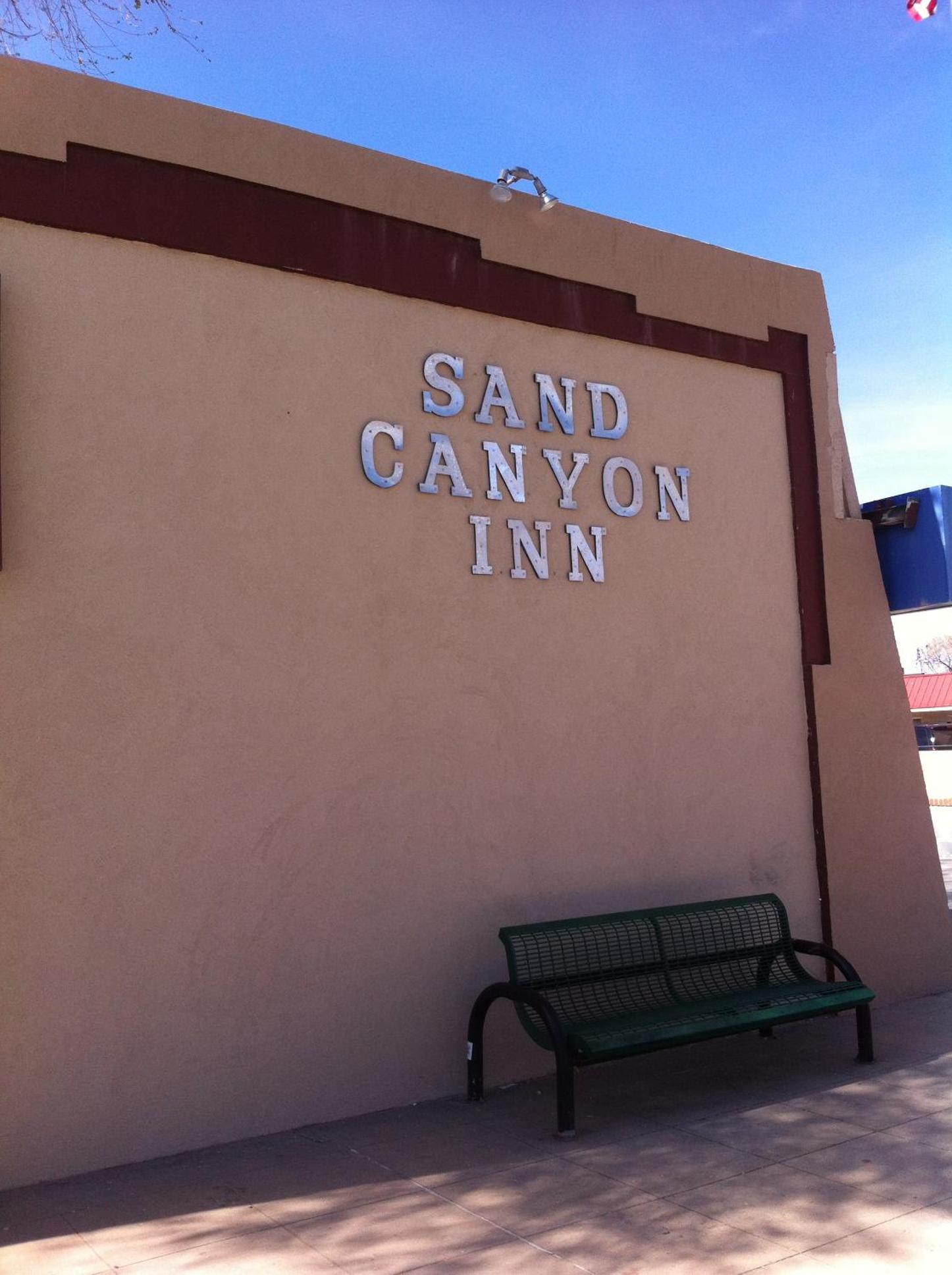 National 9 Inn Sand Canyon photo 61