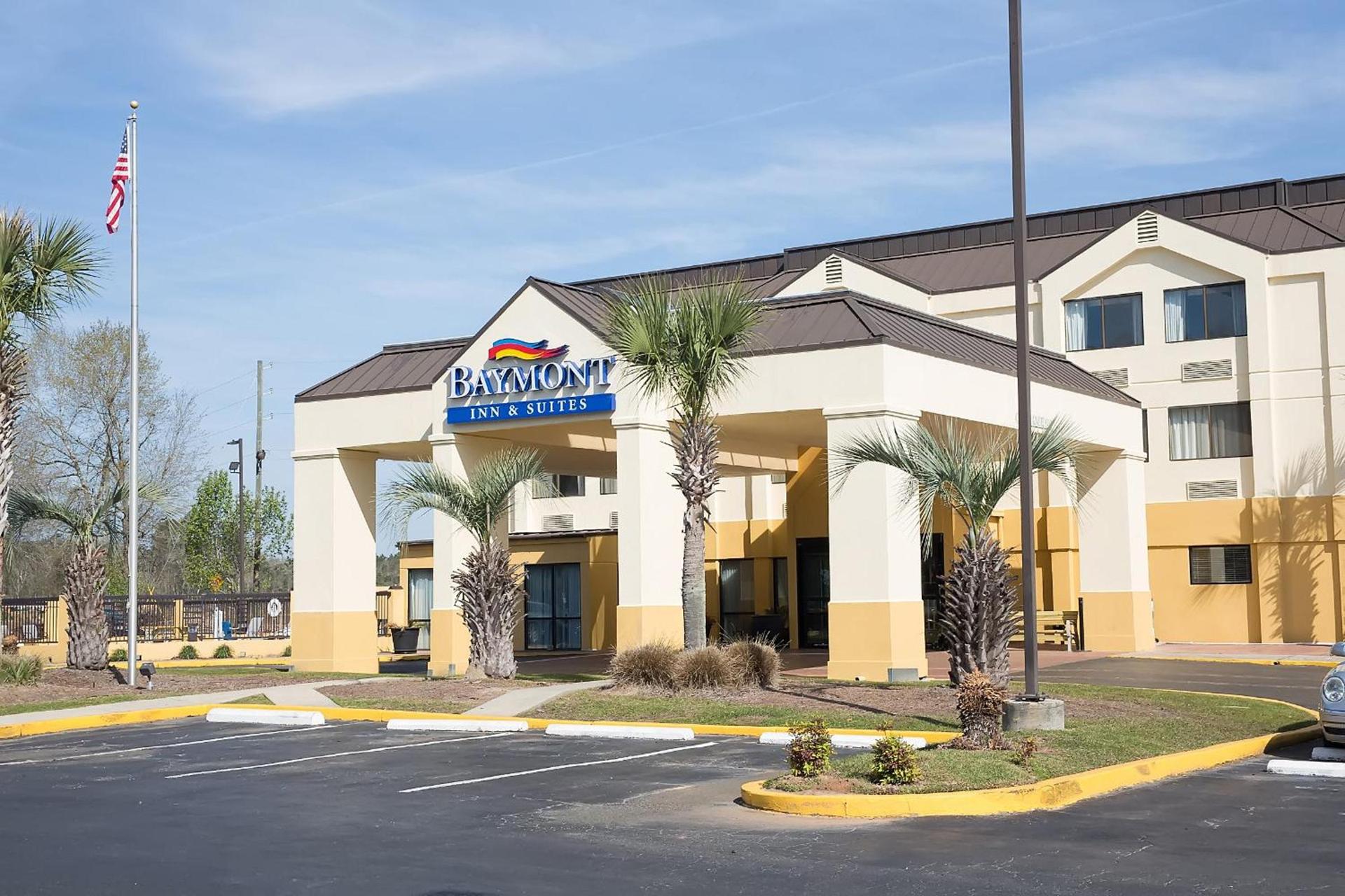 Baymont by Wyndham Saraland photo 44