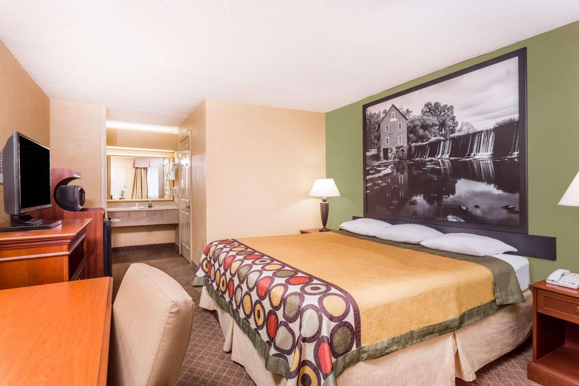 Super 8 by Wyndham Macon West photo 12