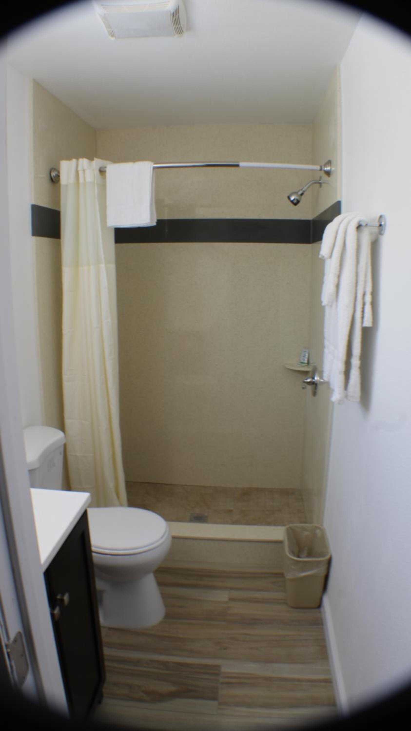 Aristocrat Motel photo 23