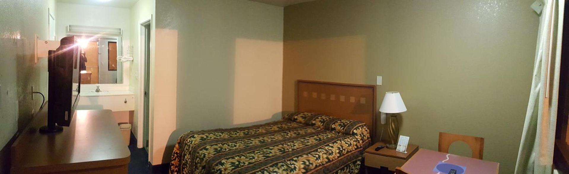 America's Best Inn - Macon photo 11