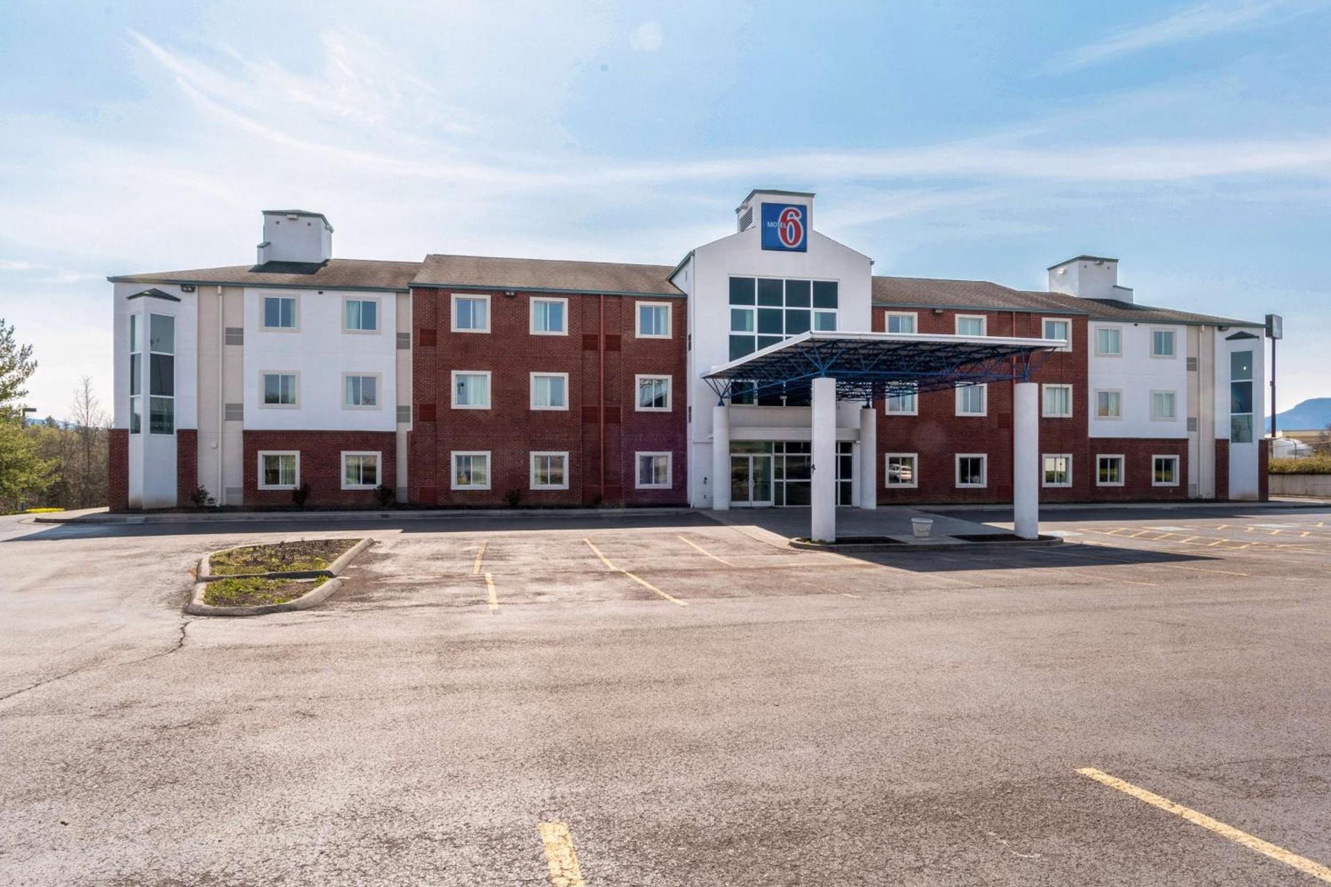 Motel 6-Newport, TN photo 3