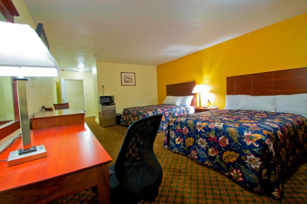Passport Inn and Suites - Middletown photo 22
