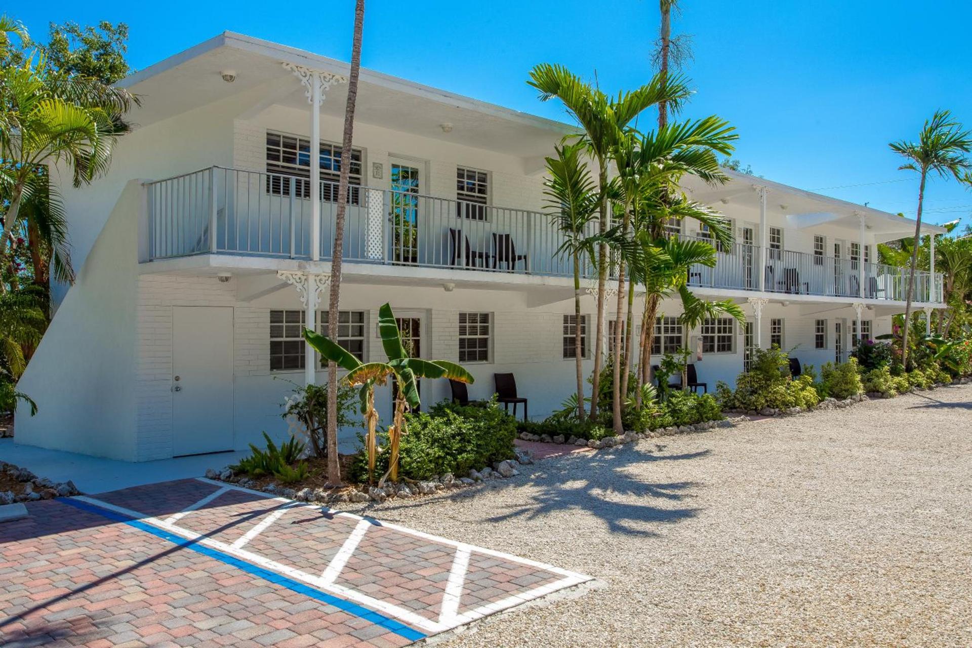 Atlantic Bay Resort photo 3