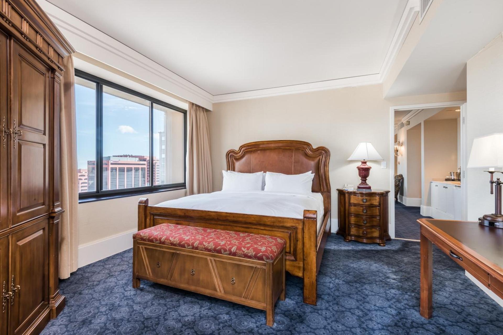 The Antlers, a Wyndham Hotel photo 51