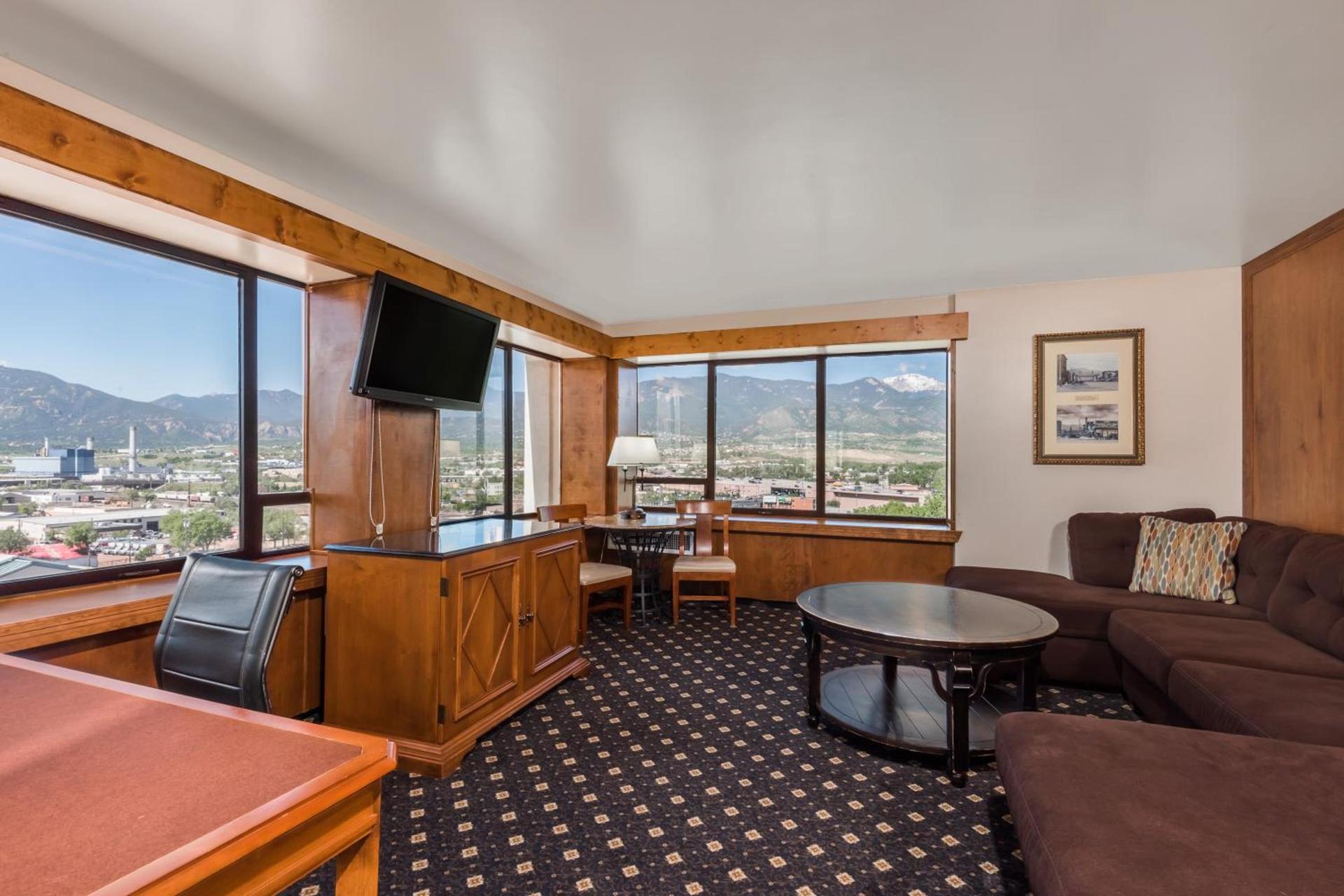 The Antlers, a Wyndham Hotel photo 57