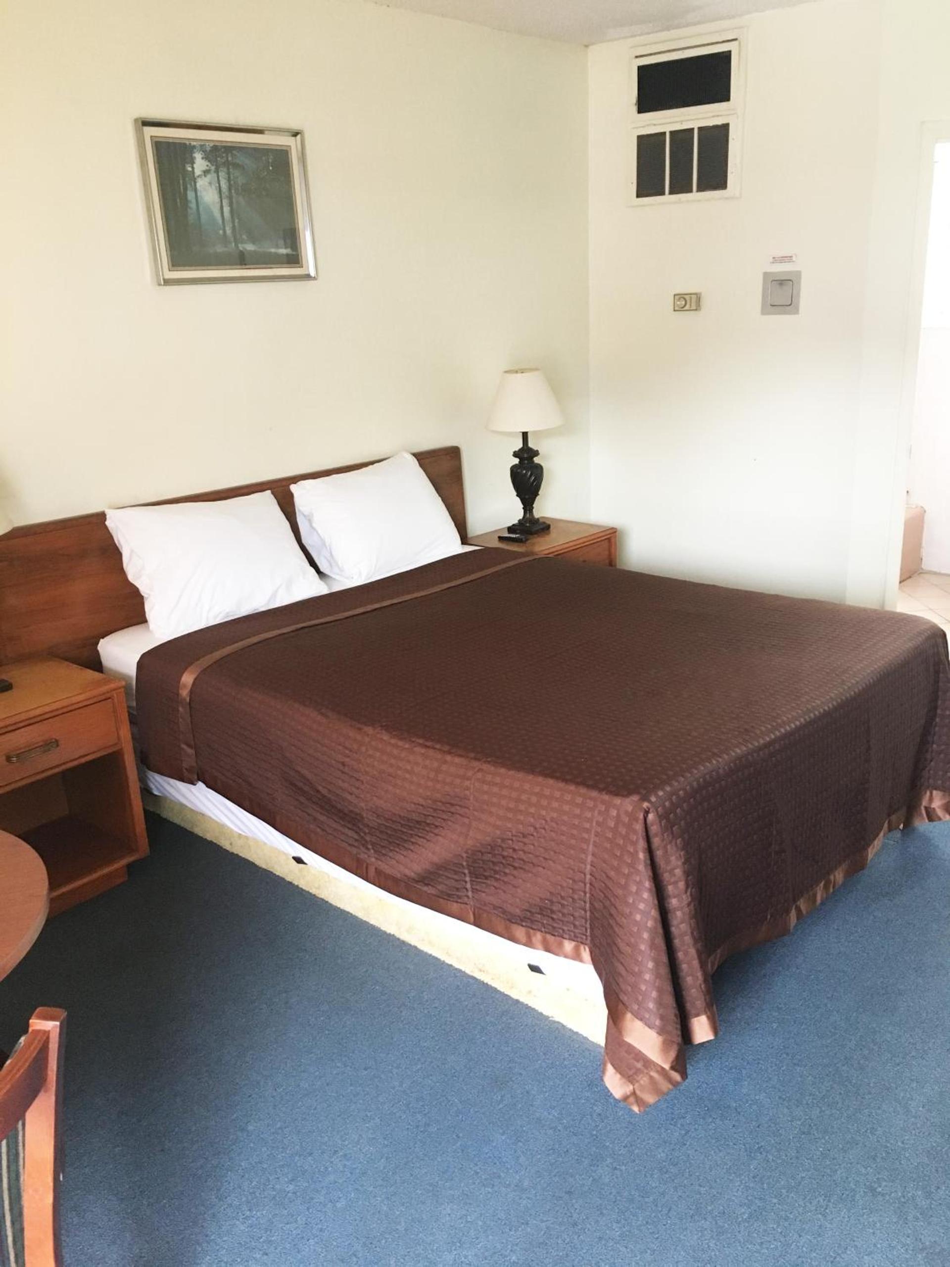 Village Motel photo 18