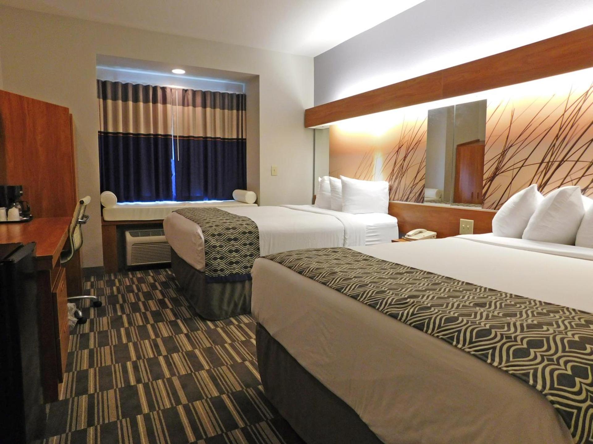 Microtel Inn & Suites by Wyndham Port Charlotte Punta Gorda photo 19