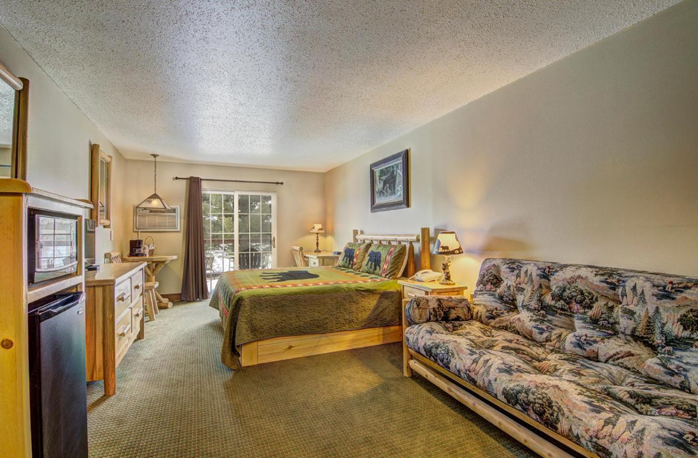 Eagle River Inn and Resort photo 12