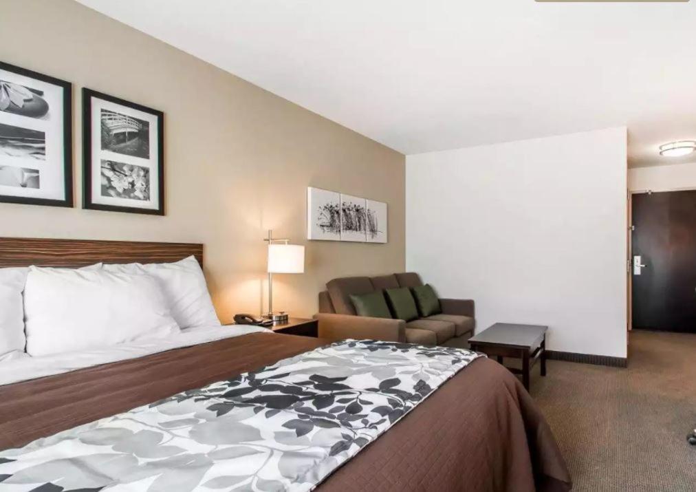 Sleep Inn & Suites Hannibal West photo 31