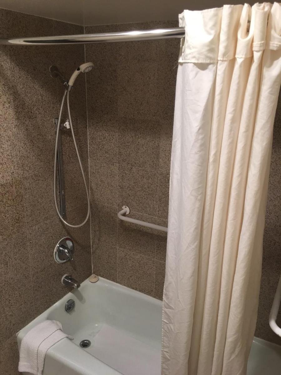 Knights Inn Palmdale photo 11