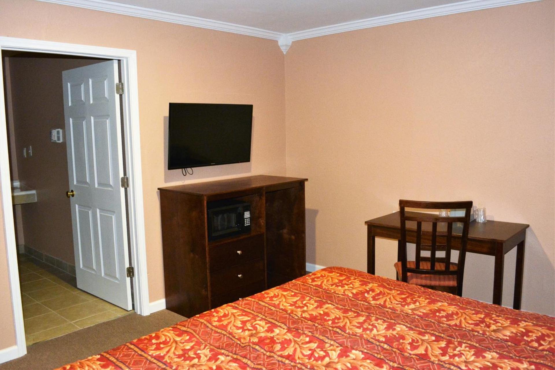 Budget Inn - New Albany photo 17