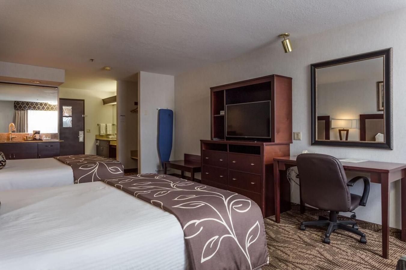 Shilo Inn Suites - Idaho Falls photo 11