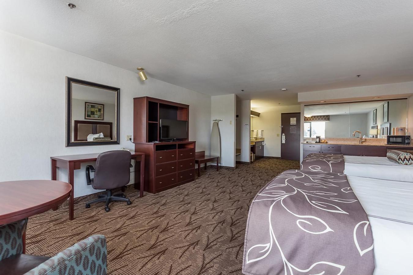Shilo Inn Suites - Idaho Falls photo 6