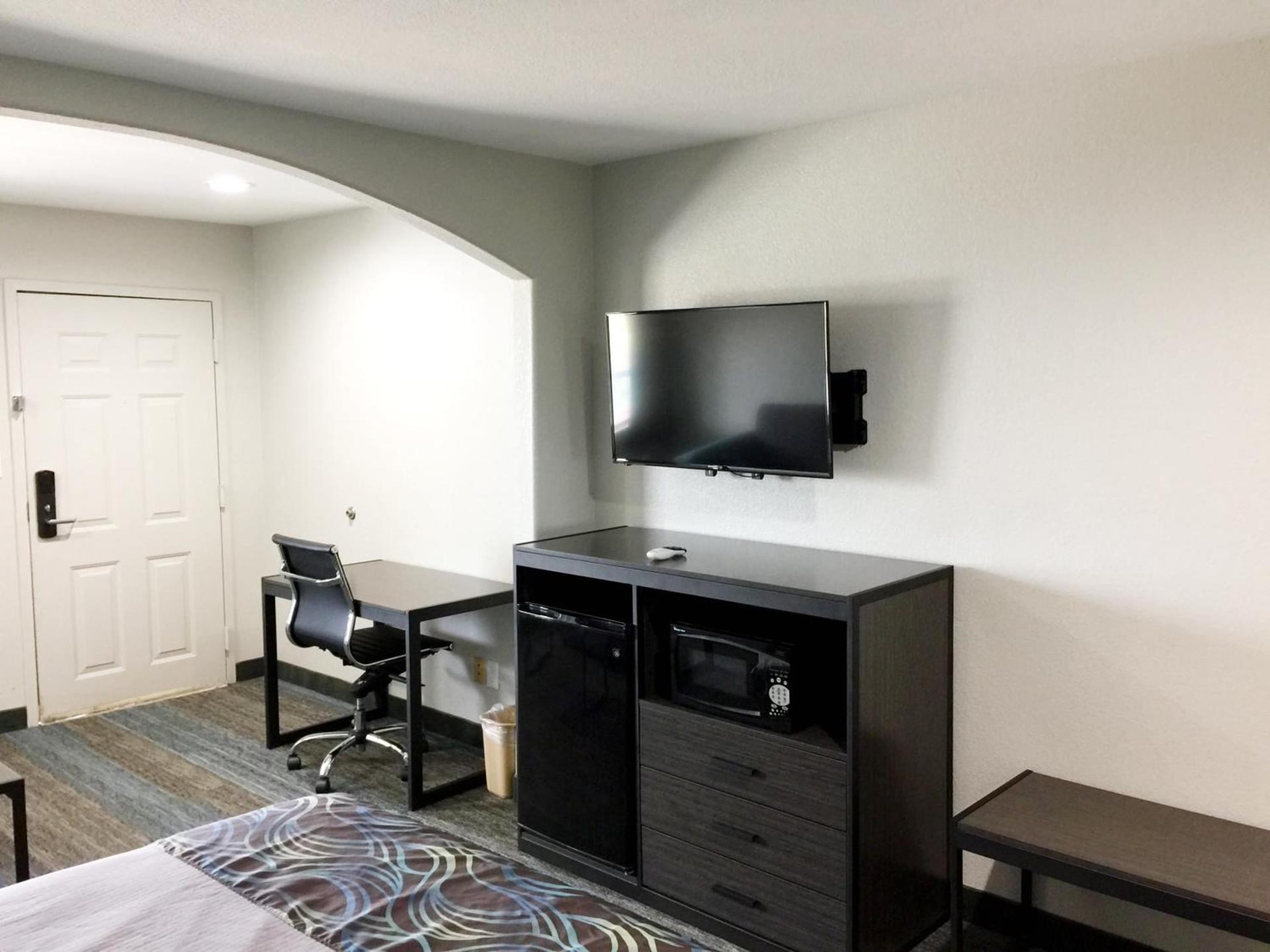 Americas Best Value Inn & Suites Mont Belvieu Houston photo 23